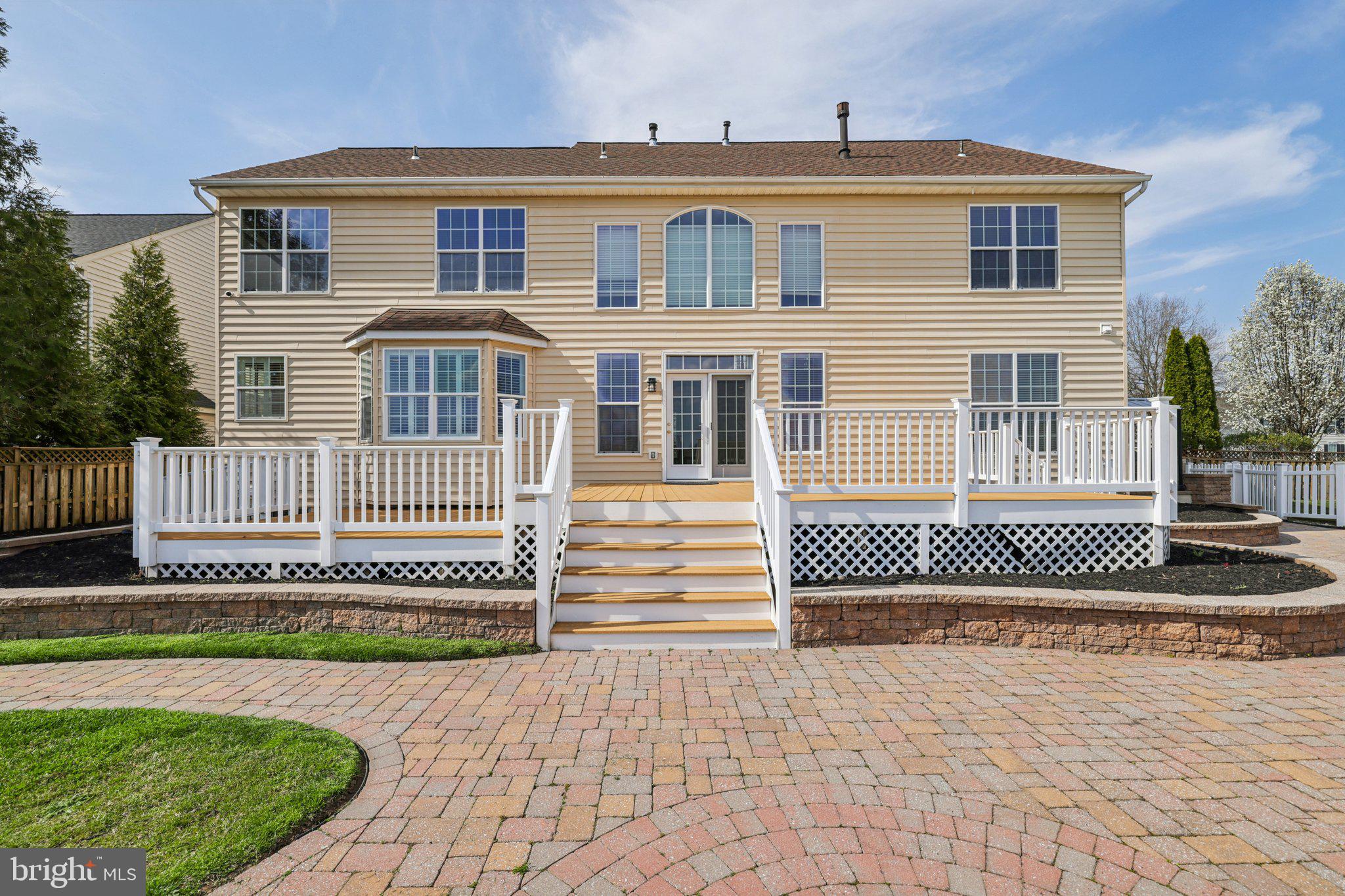 ASHBROOK - Residential