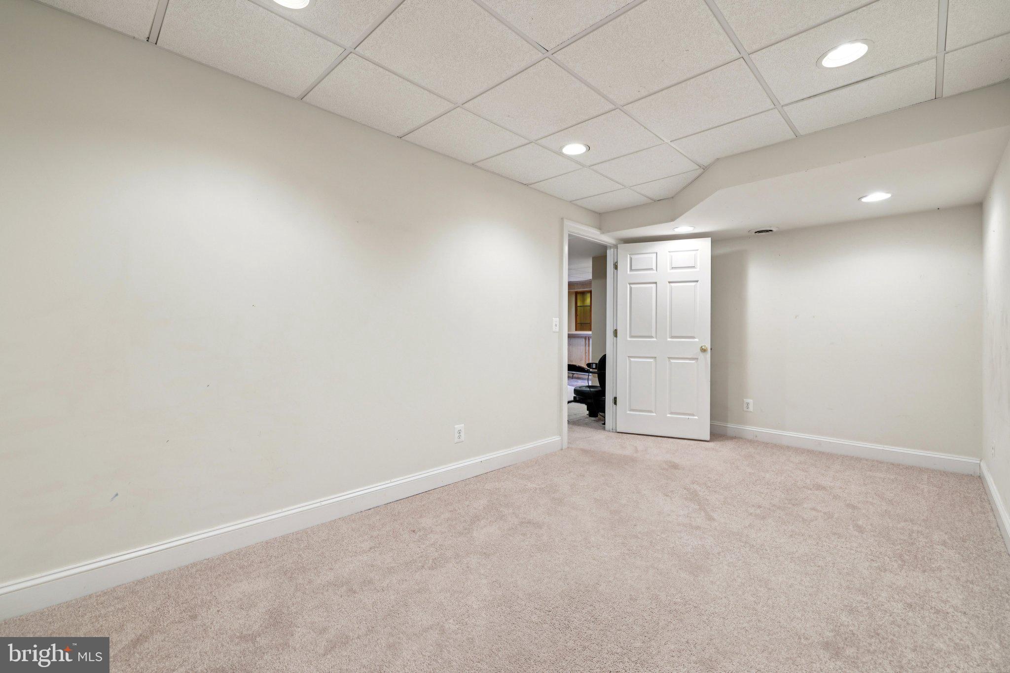 ASHBROOK - Residential