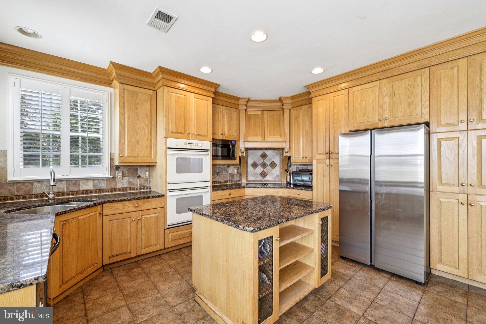 ASHBROOK - Residential