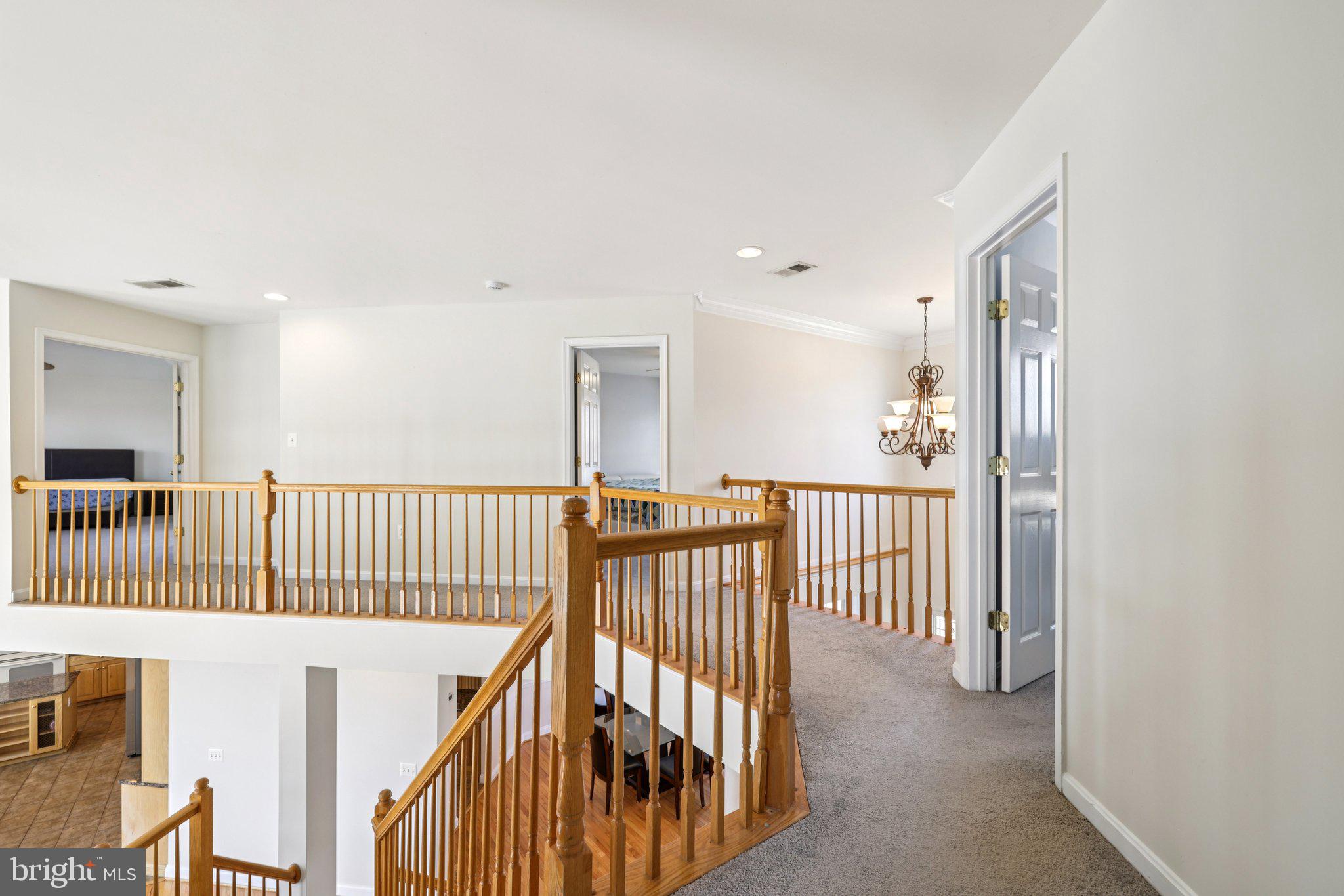 ASHBROOK - Residential