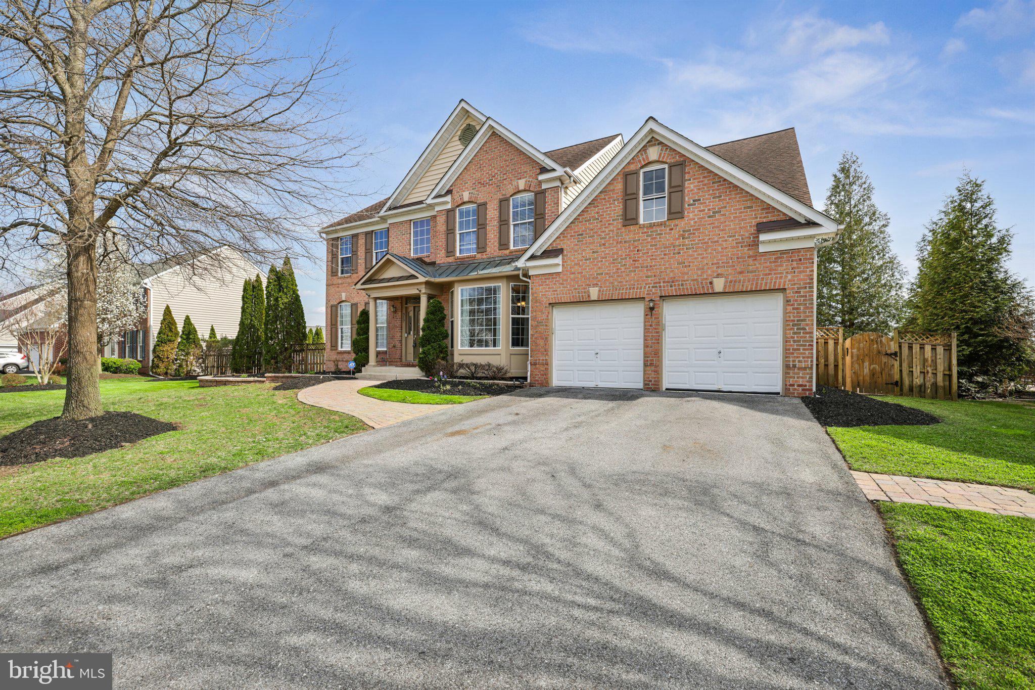 ASHBROOK - Residential