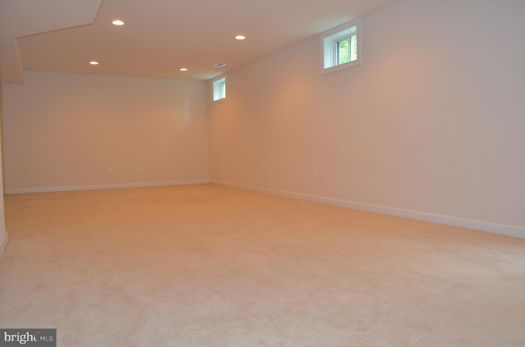 COOKES CROSSING - Residential Lease