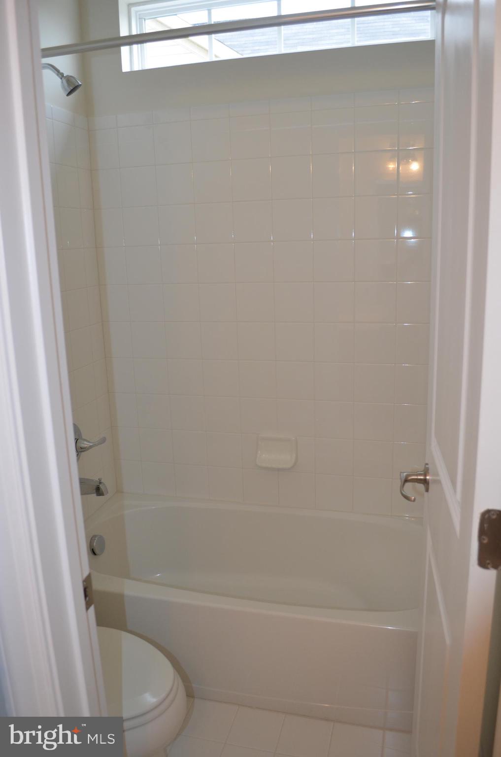 COOKES CROSSING - Residential Lease