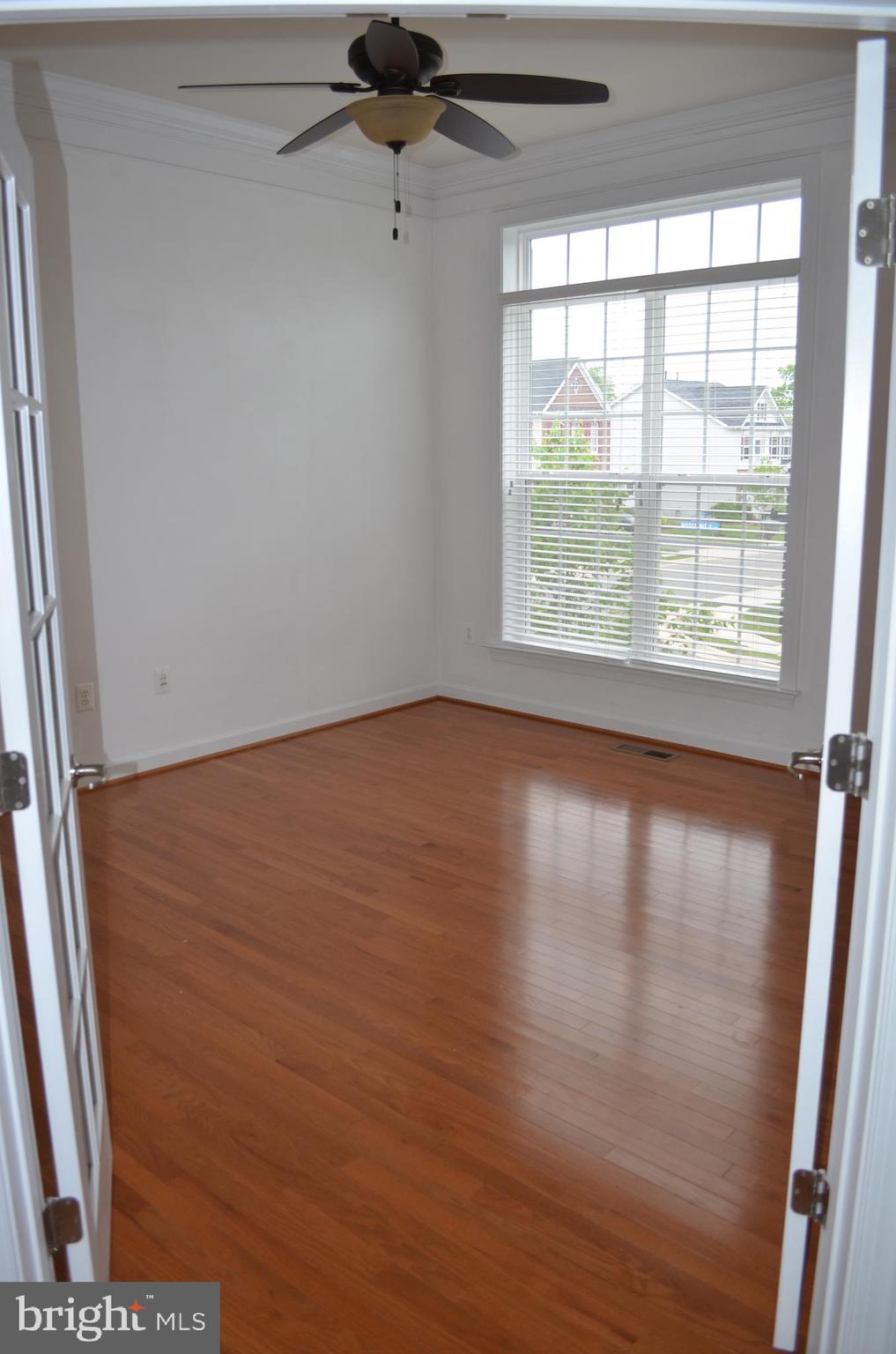 COOKES CROSSING - Residential Lease