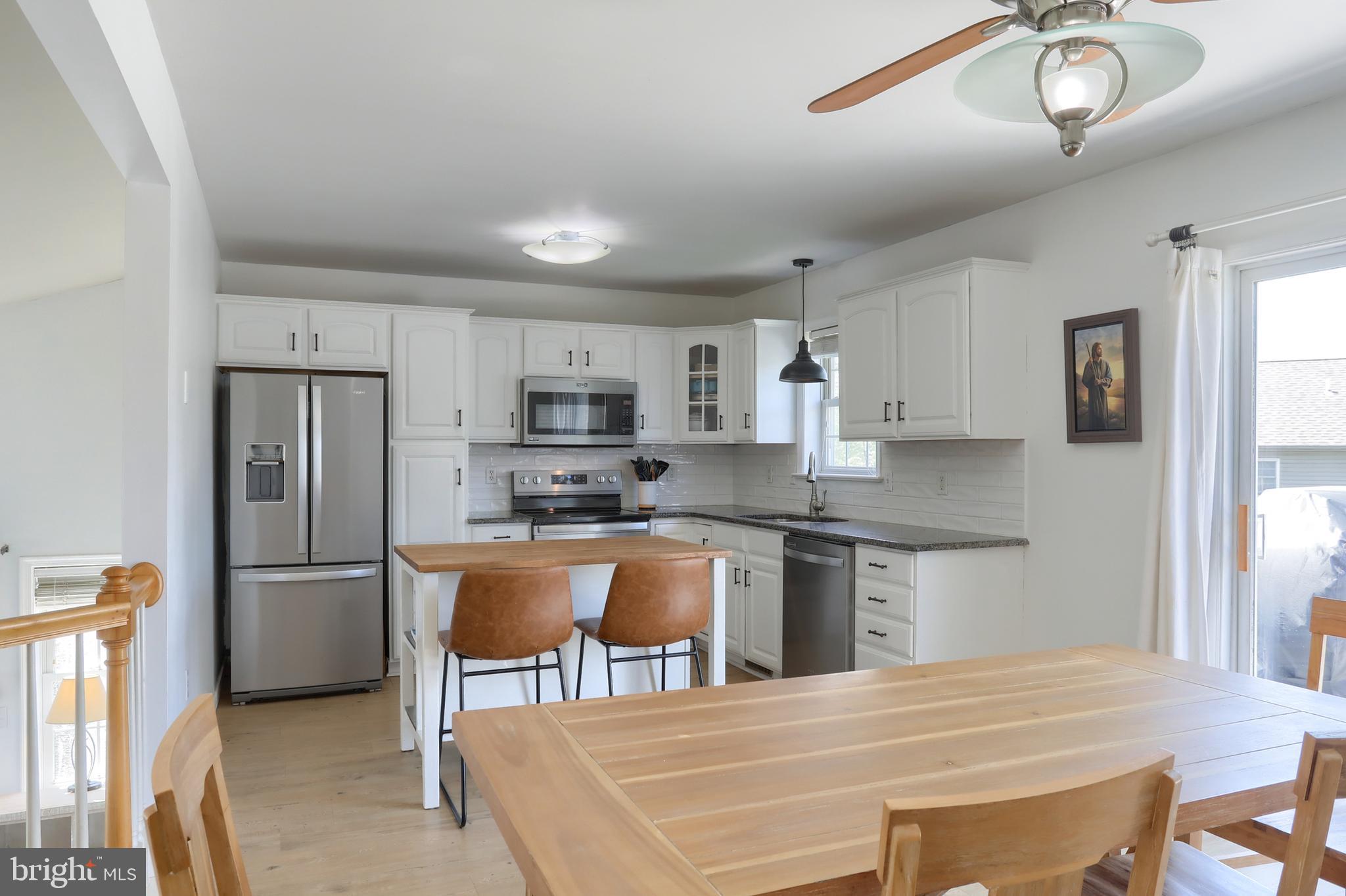 THE OAKS OF PALMYRA - Residential