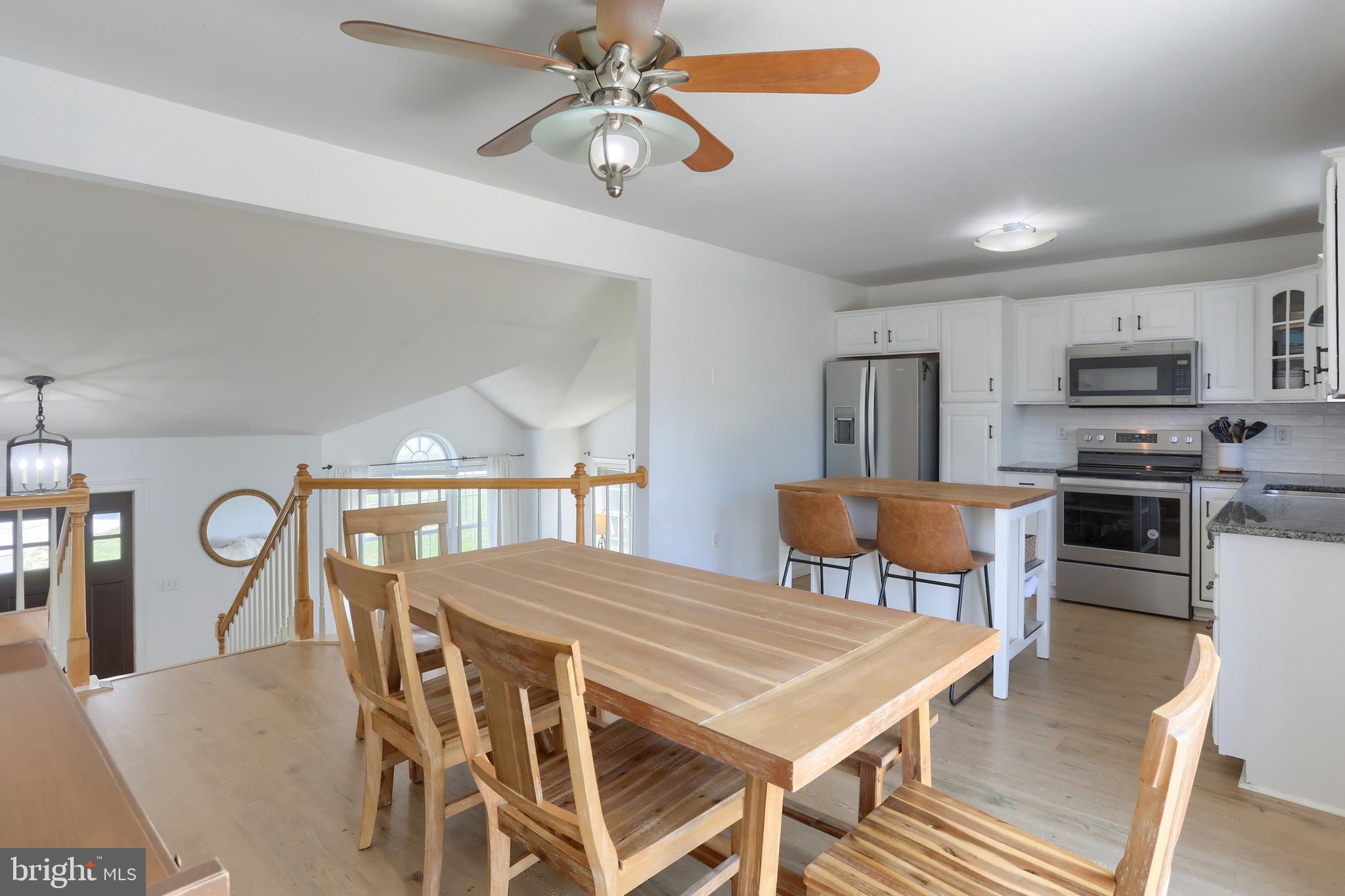 THE OAKS OF PALMYRA - Residential