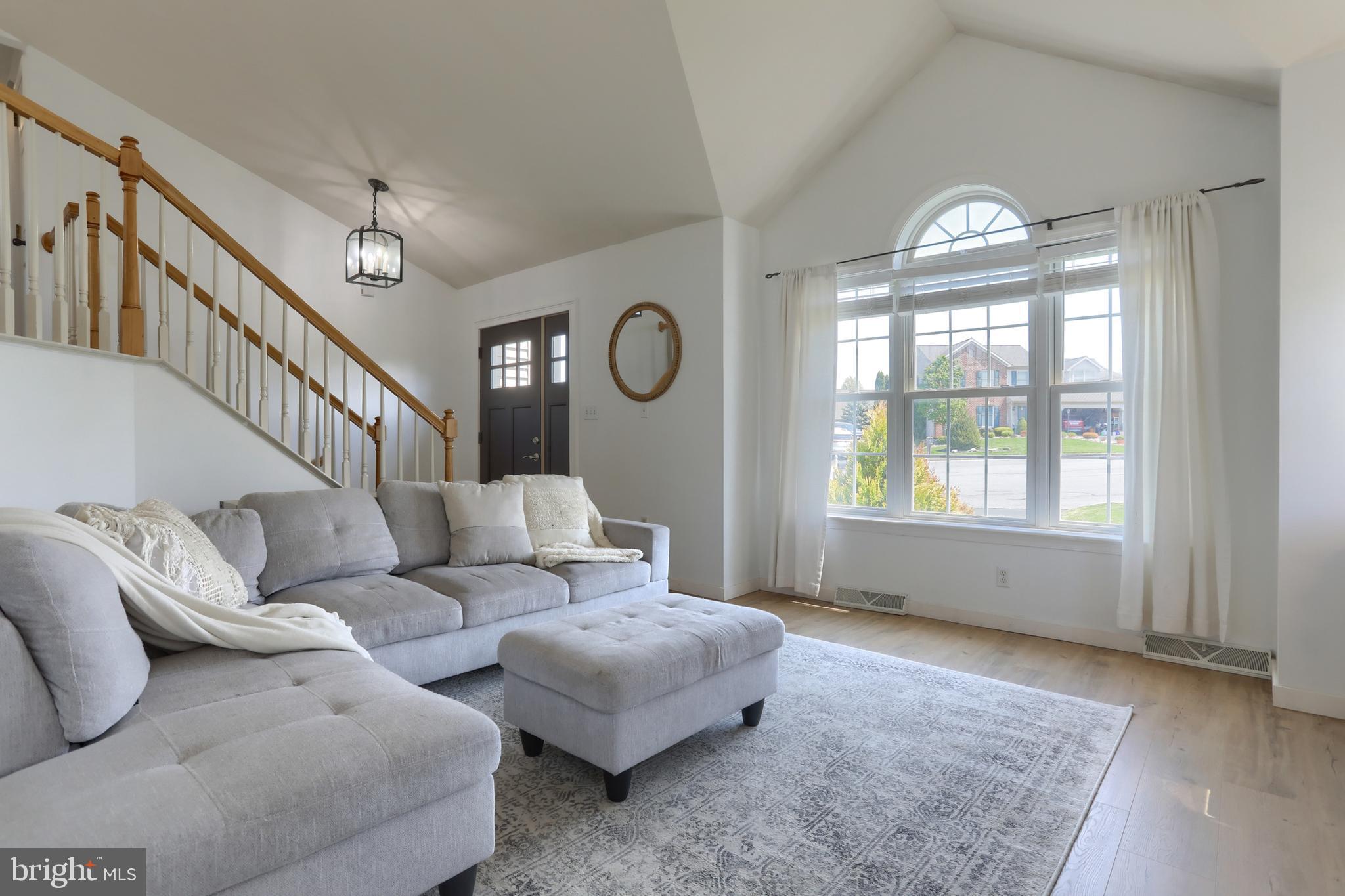 THE OAKS OF PALMYRA - Residential