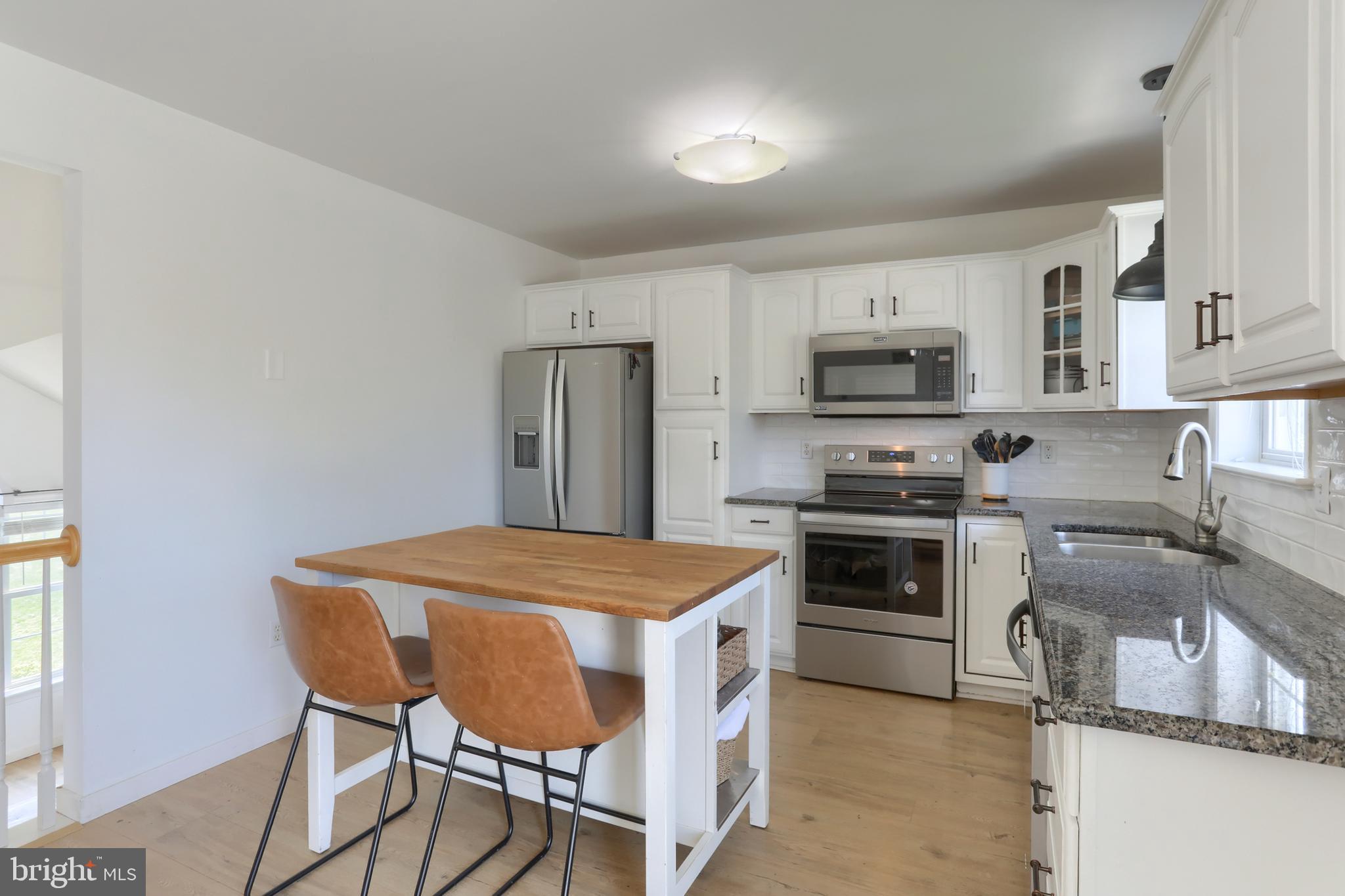 THE OAKS OF PALMYRA - Residential