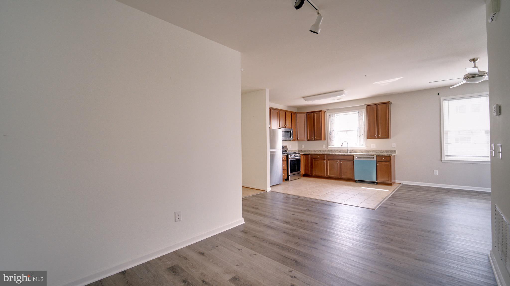 MERCER PARK CONDOMINIUM - Residential Lease