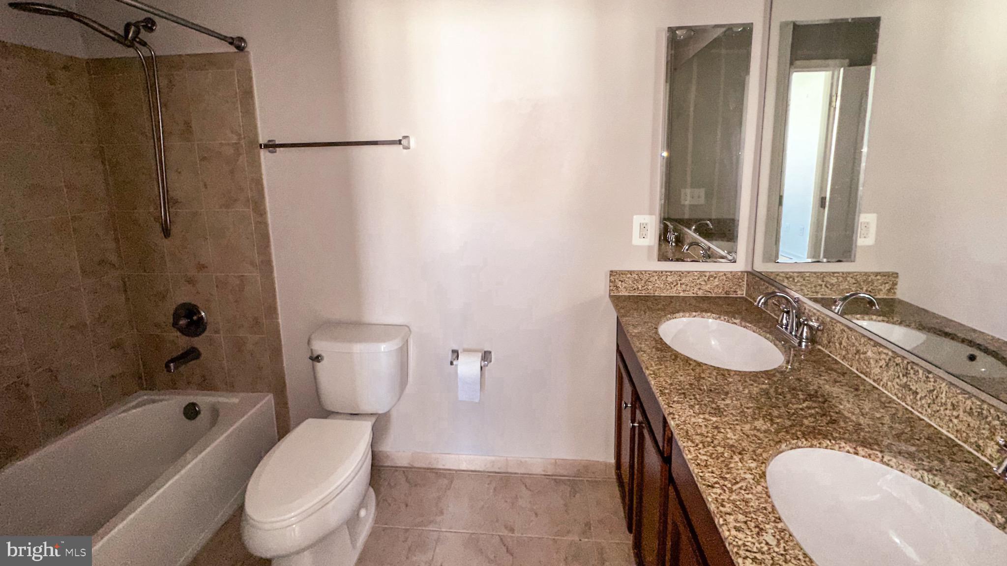 MERCER PARK CONDOMINIUM - Residential Lease