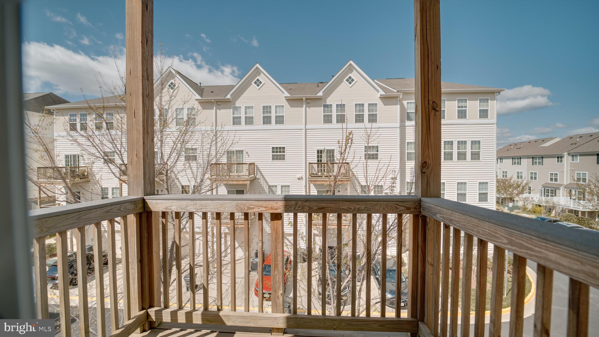 MERCER PARK CONDOMINIUM - Residential Lease