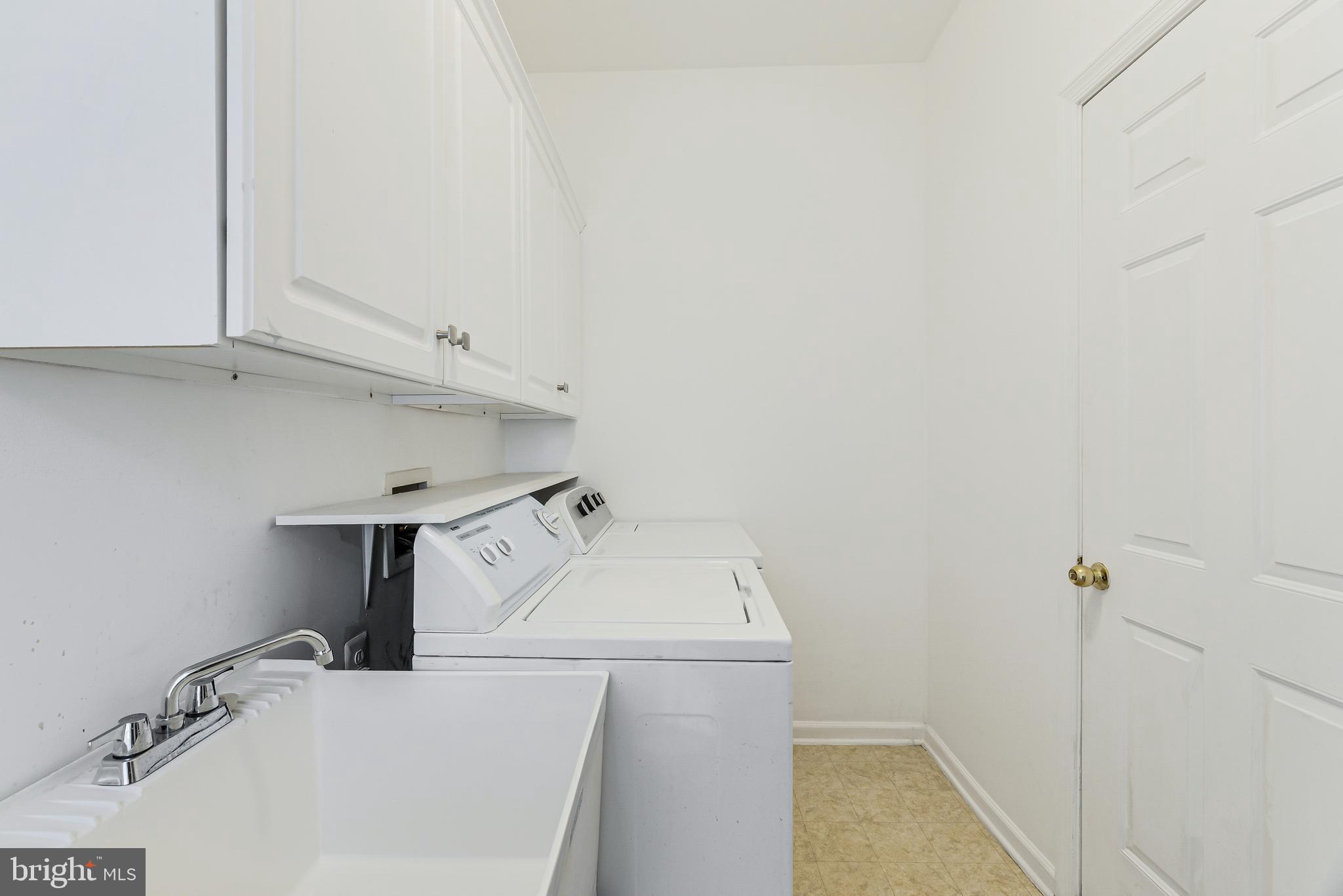 BELMONT COUNTRY CLUB - Residential