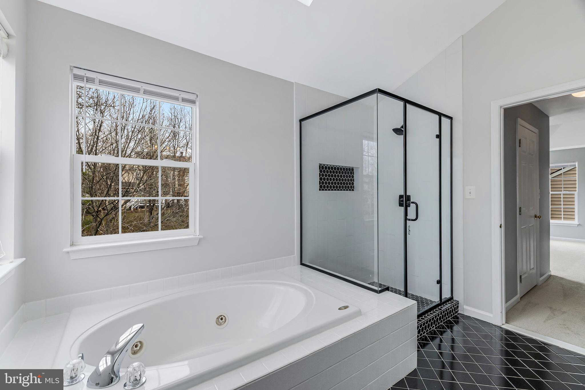 BELMONT COUNTRY CLUB - Residential