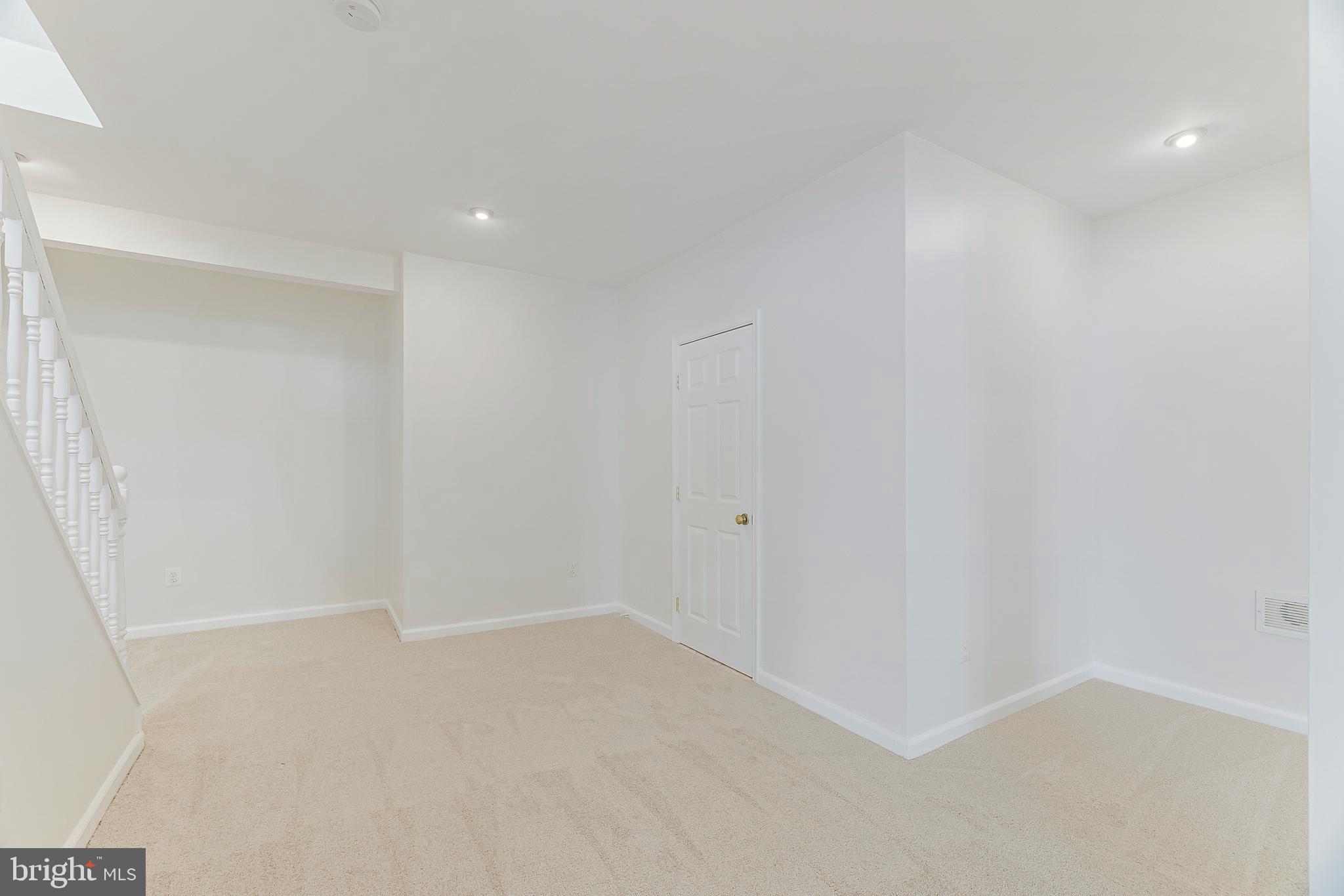 BELMONT COUNTRY CLUB - Residential