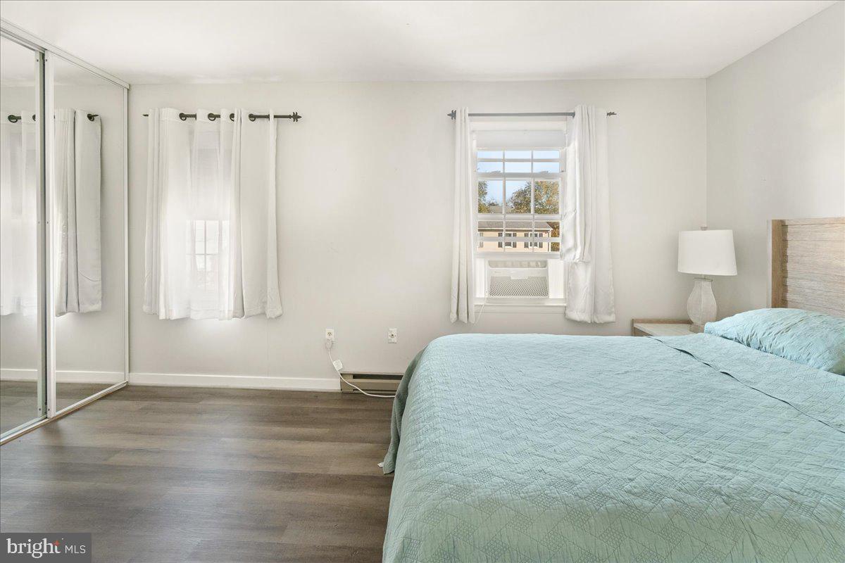 BRUNSWICK - Residential