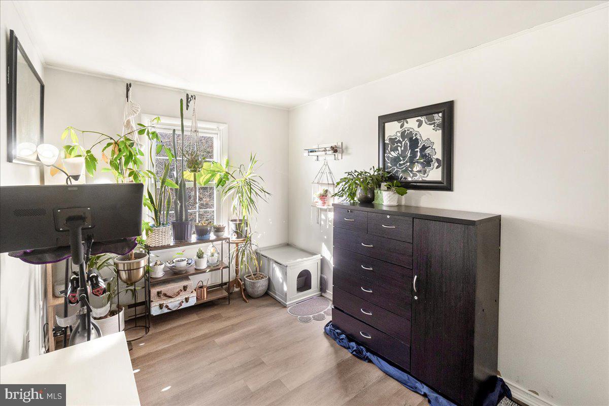 BRUNSWICK - Residential