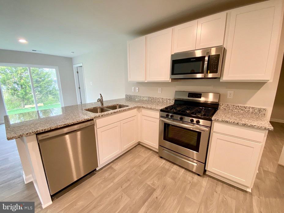 MAGNOLIA SPRINGS - Residential