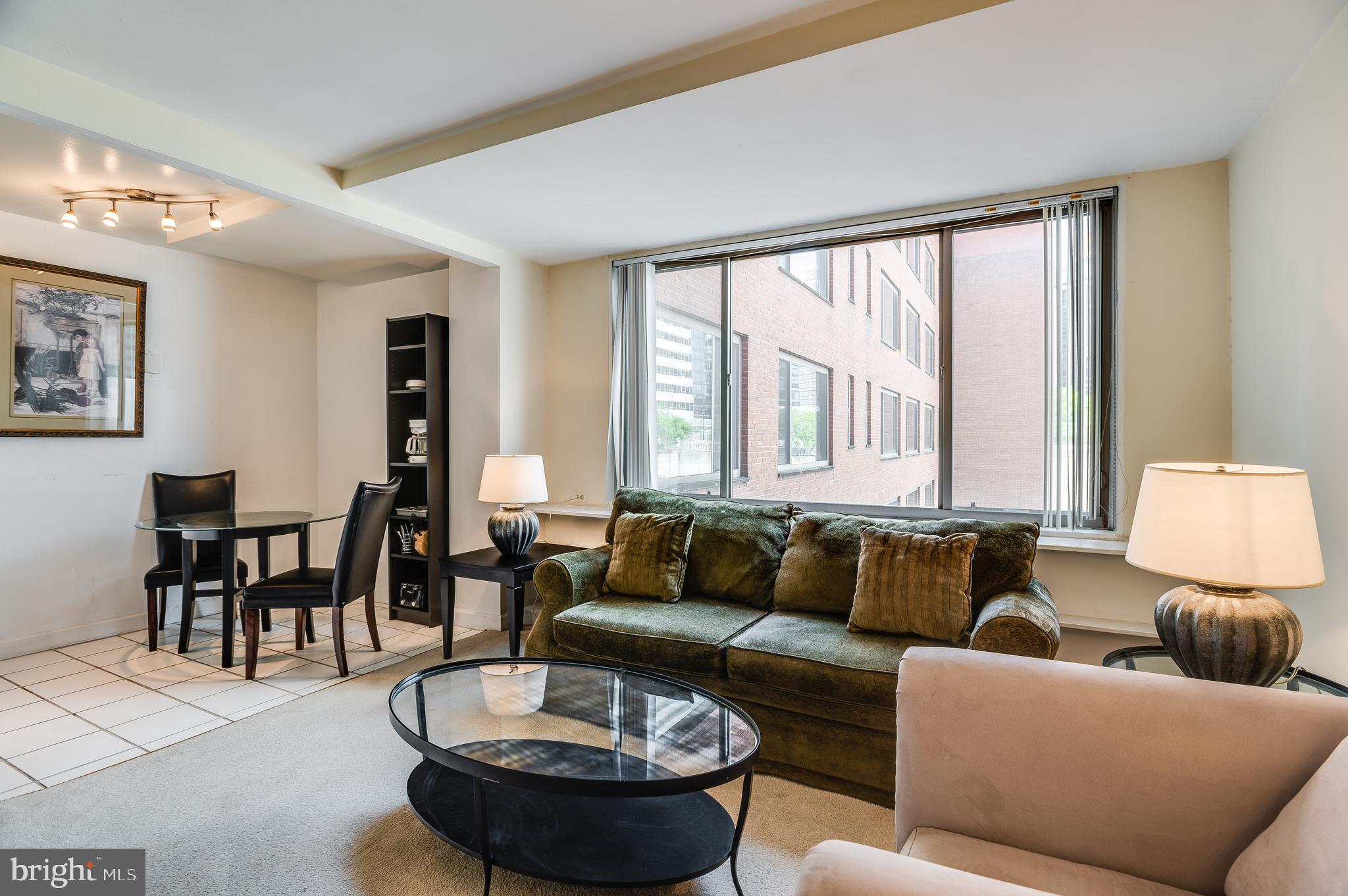 RIVER PLACE NORTH - Residential