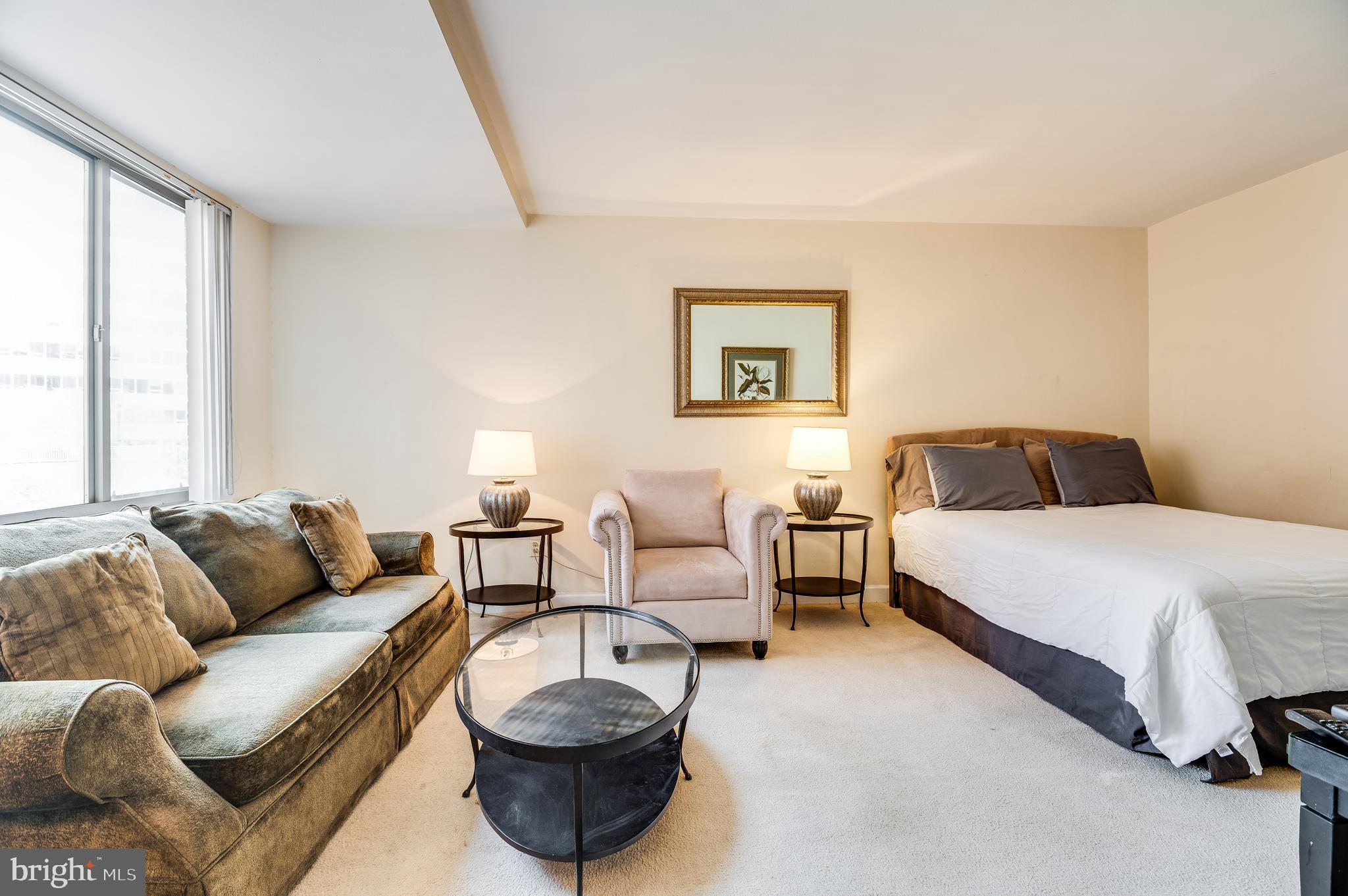 RIVER PLACE NORTH - Residential