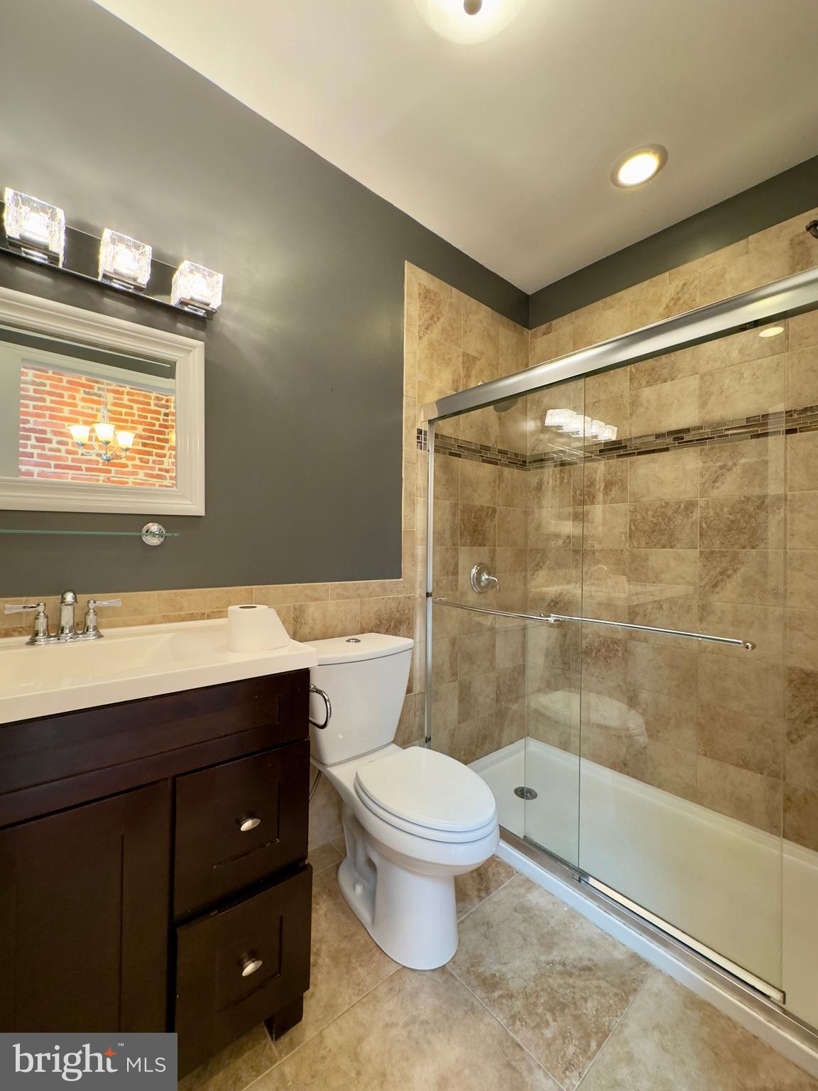 HIGHLANDTOWN - Residential Lease