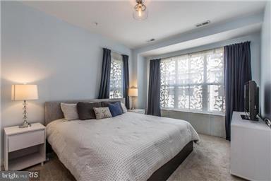 EYA ARTS DISTRICT - Residential