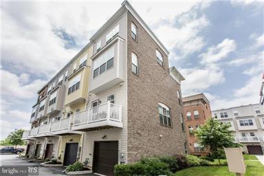 EYA ARTS DISTRICT - Residential