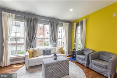 EYA ARTS DISTRICT - Residential