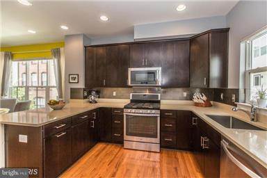 EYA ARTS DISTRICT - Residential