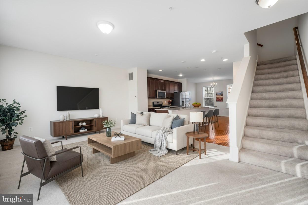 SENECA HILL - Residential