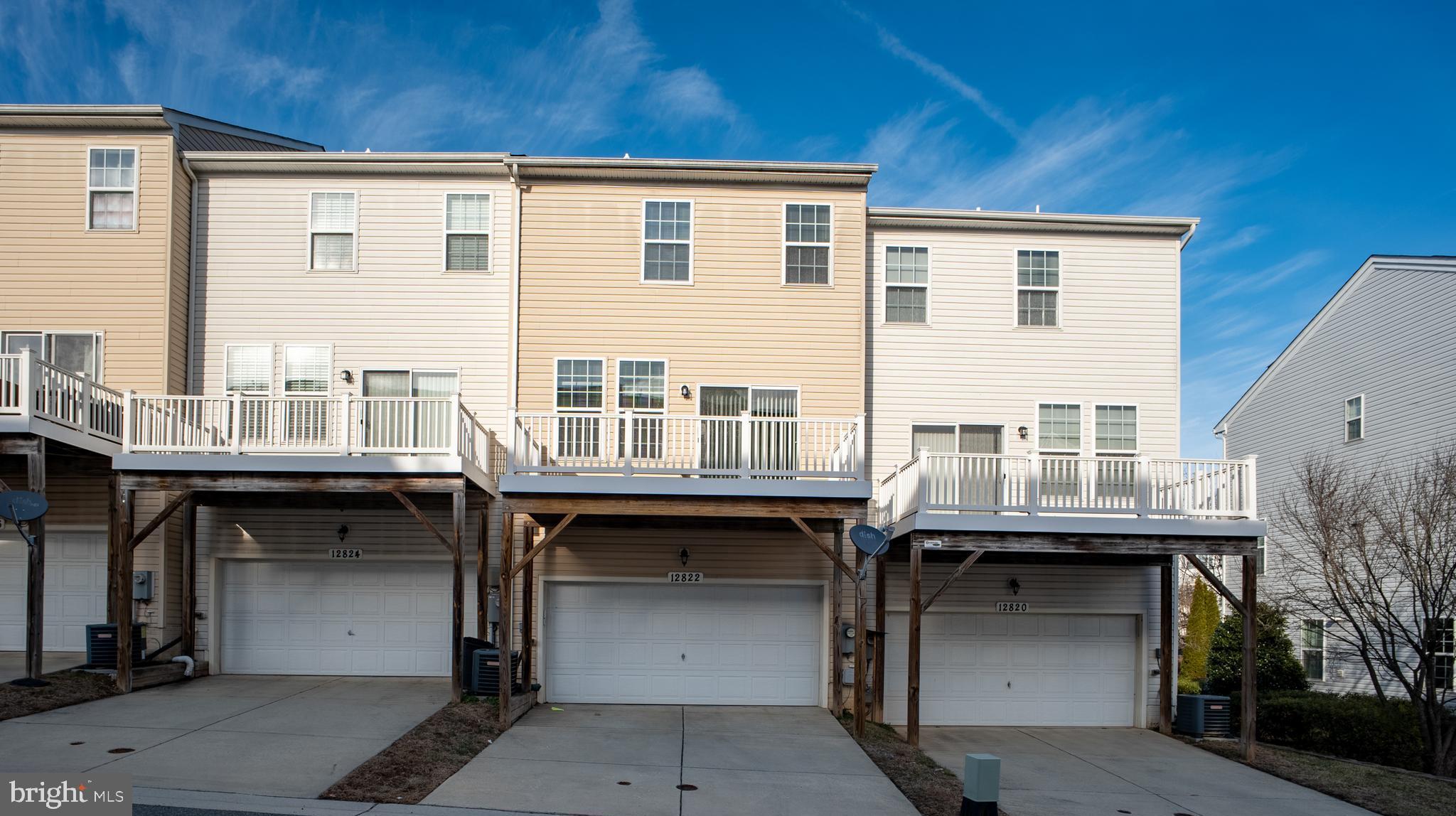 SENECA HILL - Residential