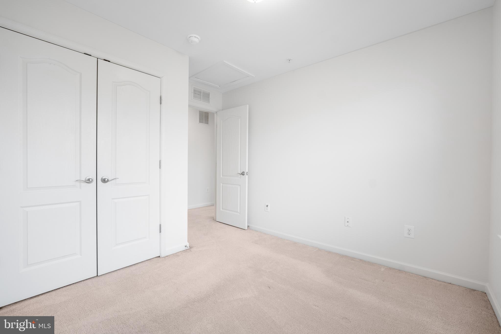 SENECA HILL - Residential