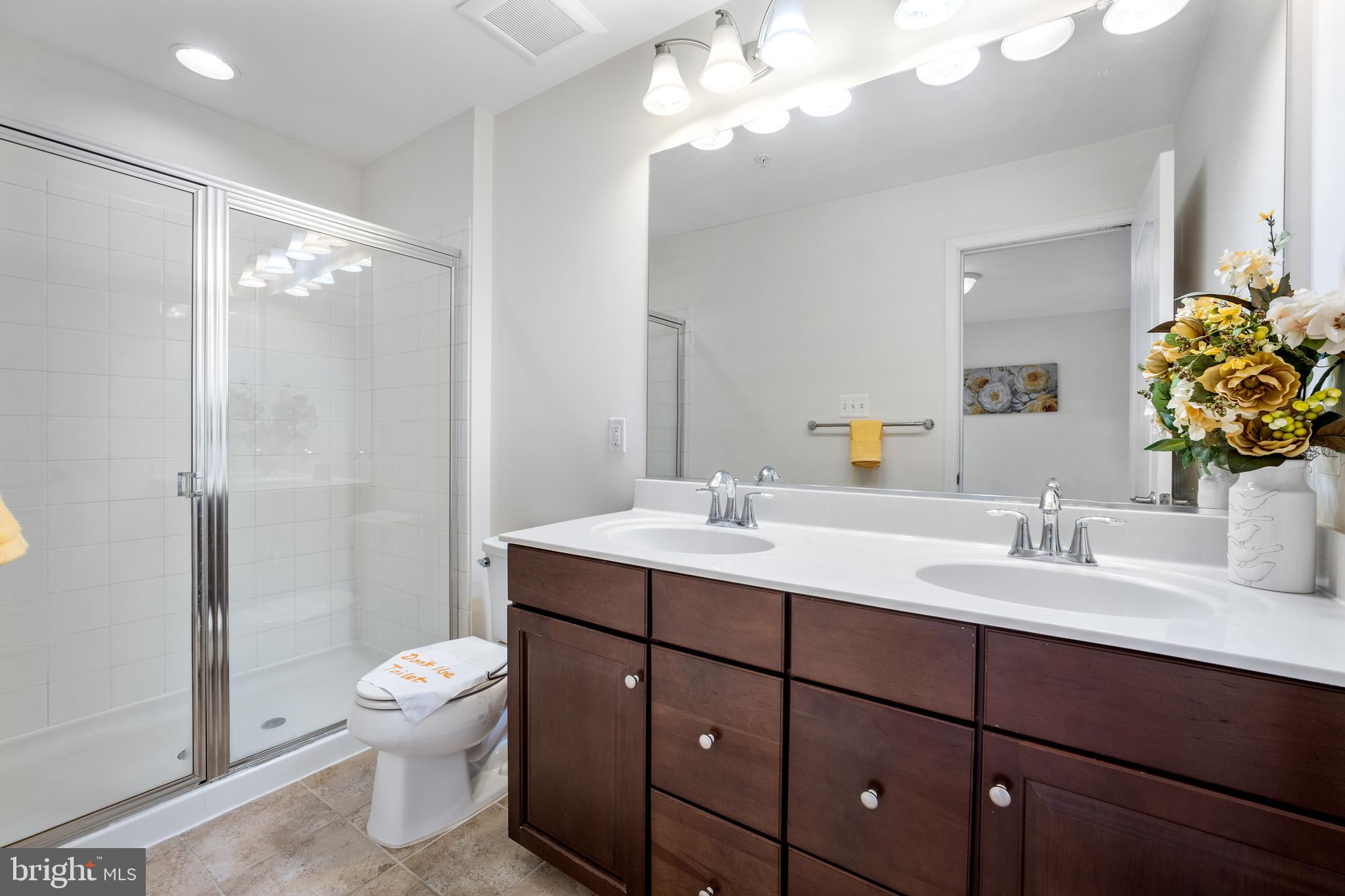 SENECA HILL - Residential