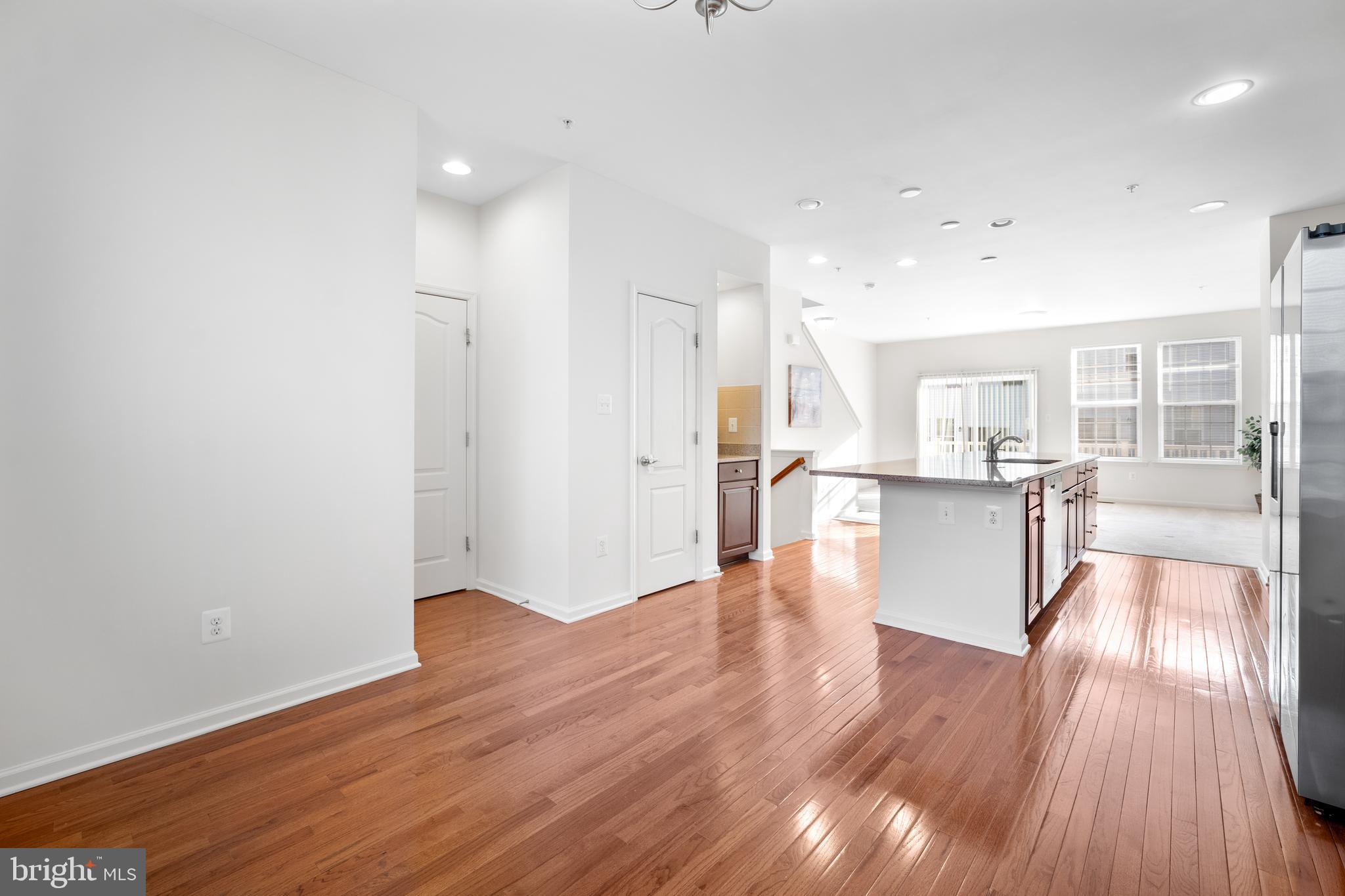 SENECA HILL - Residential