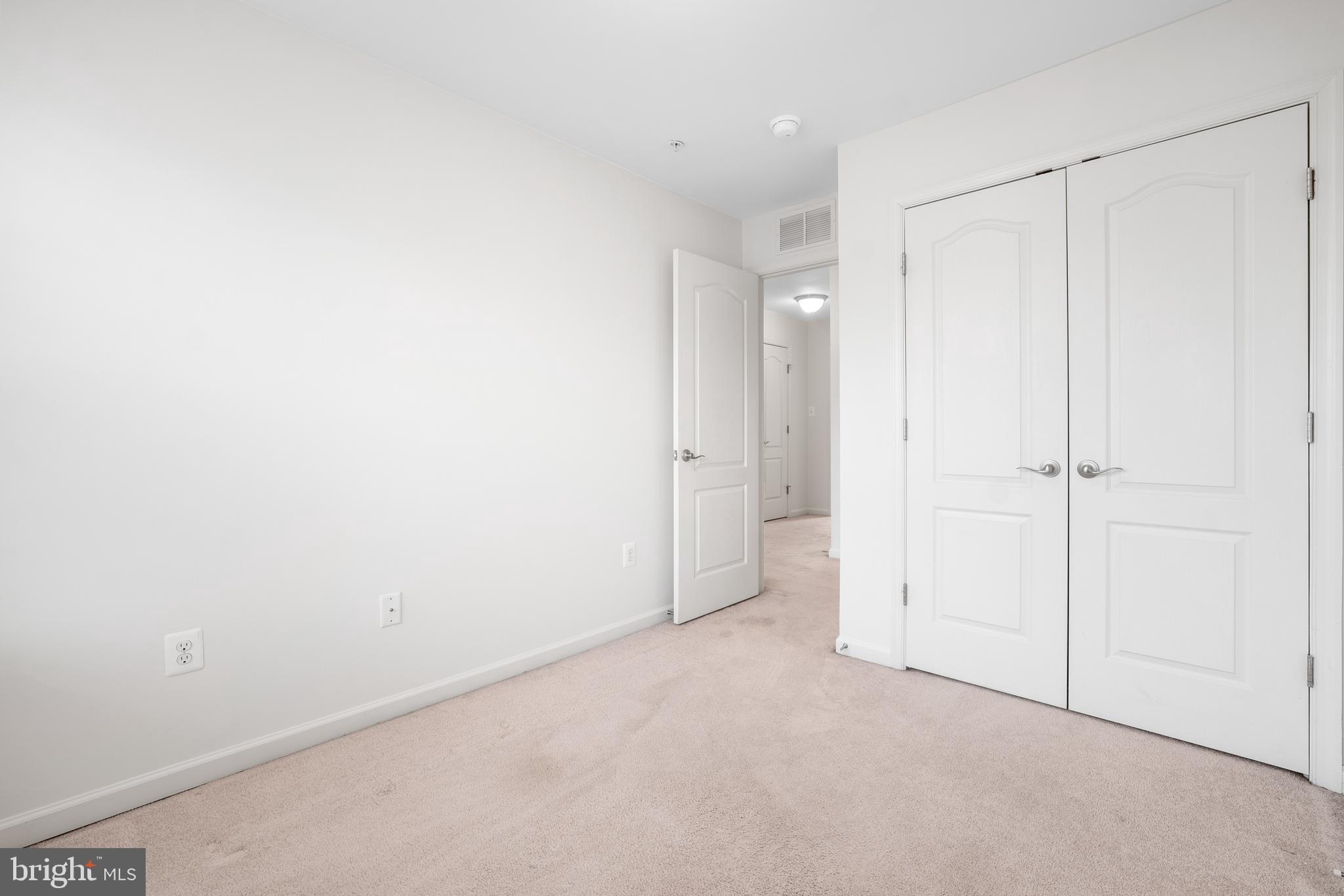 SENECA HILL - Residential