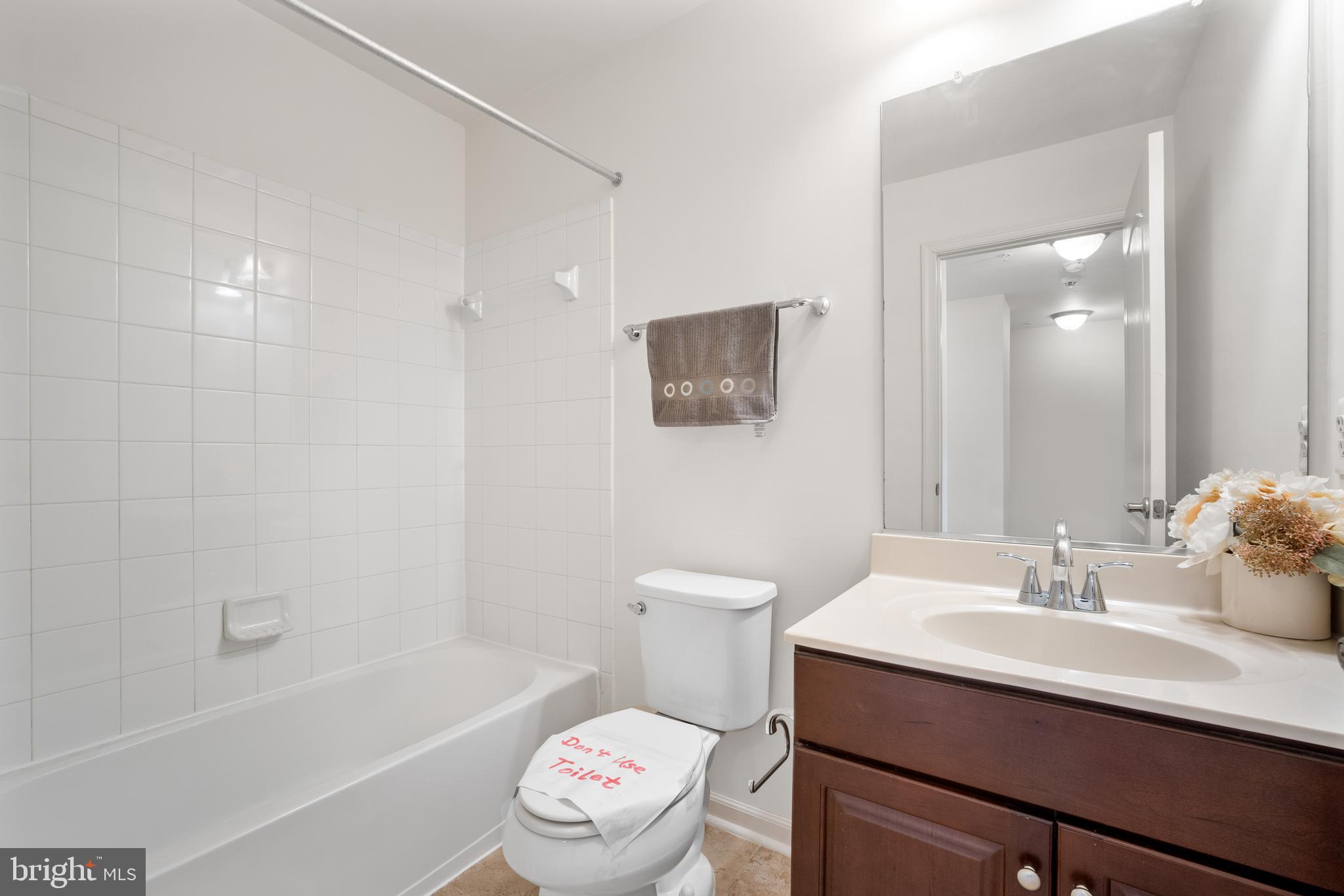 SENECA HILL - Residential