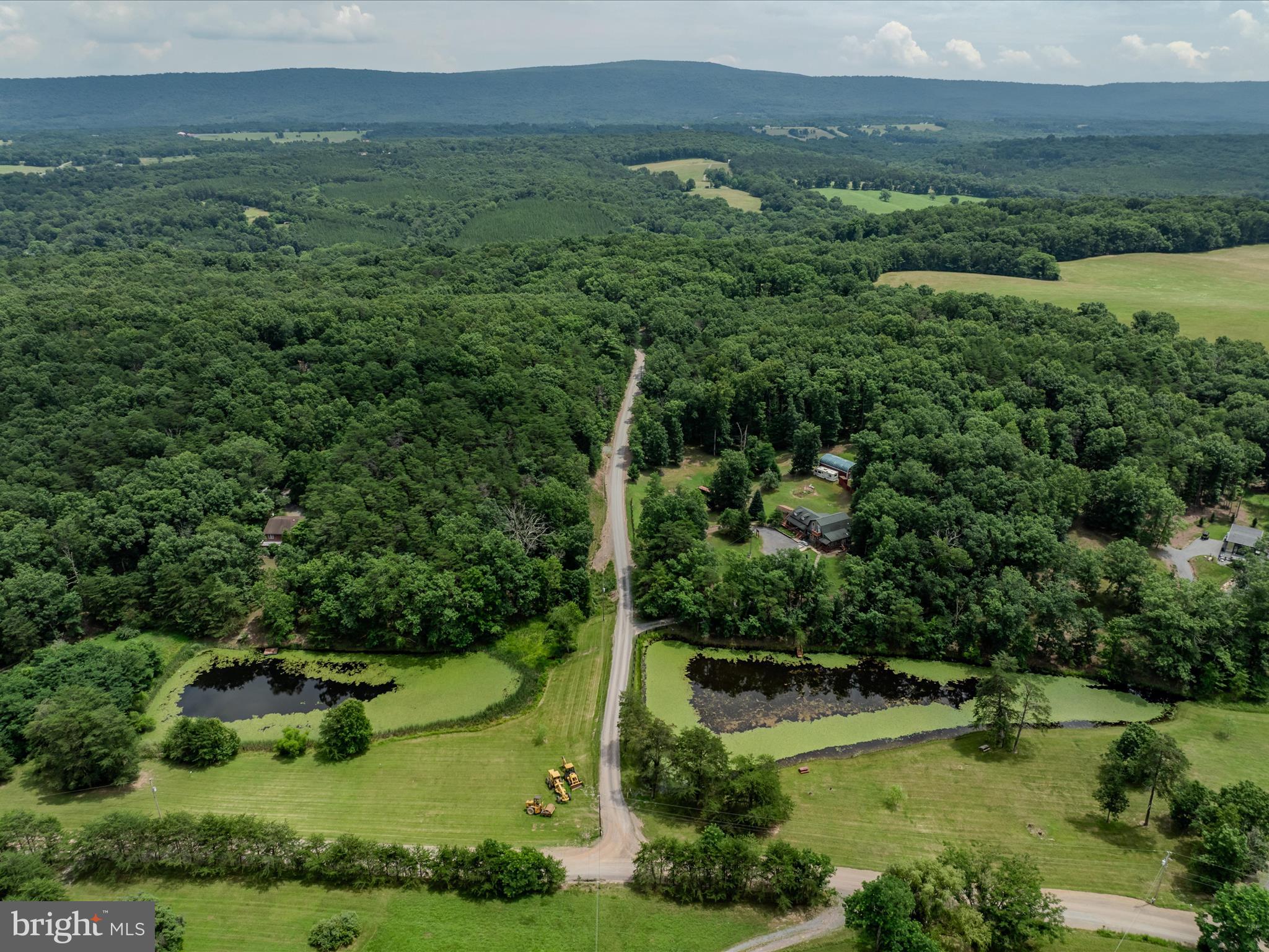 SLEEPY CREEK FARMS - Land