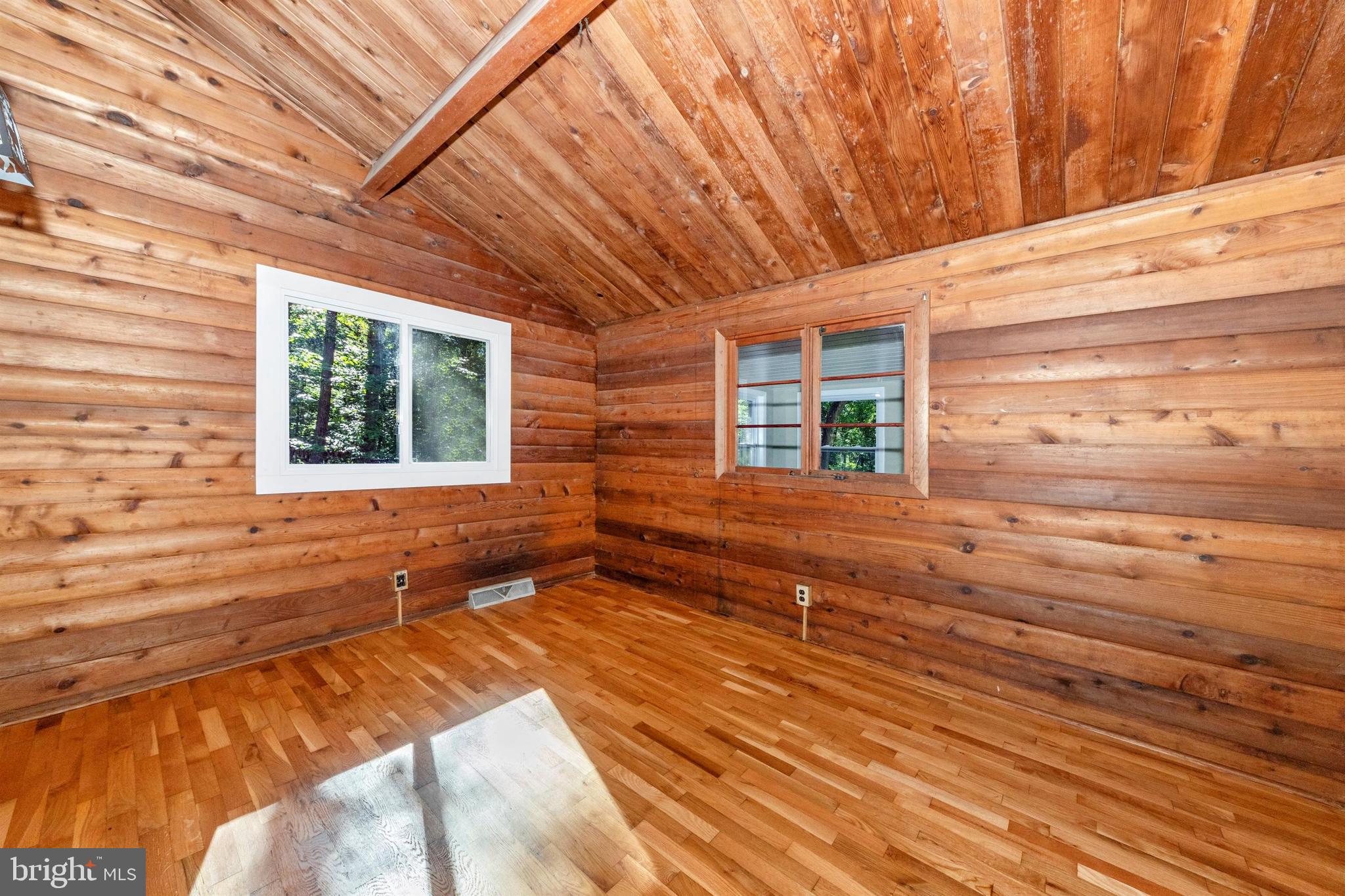 SHANNONDALE - Residential Lease