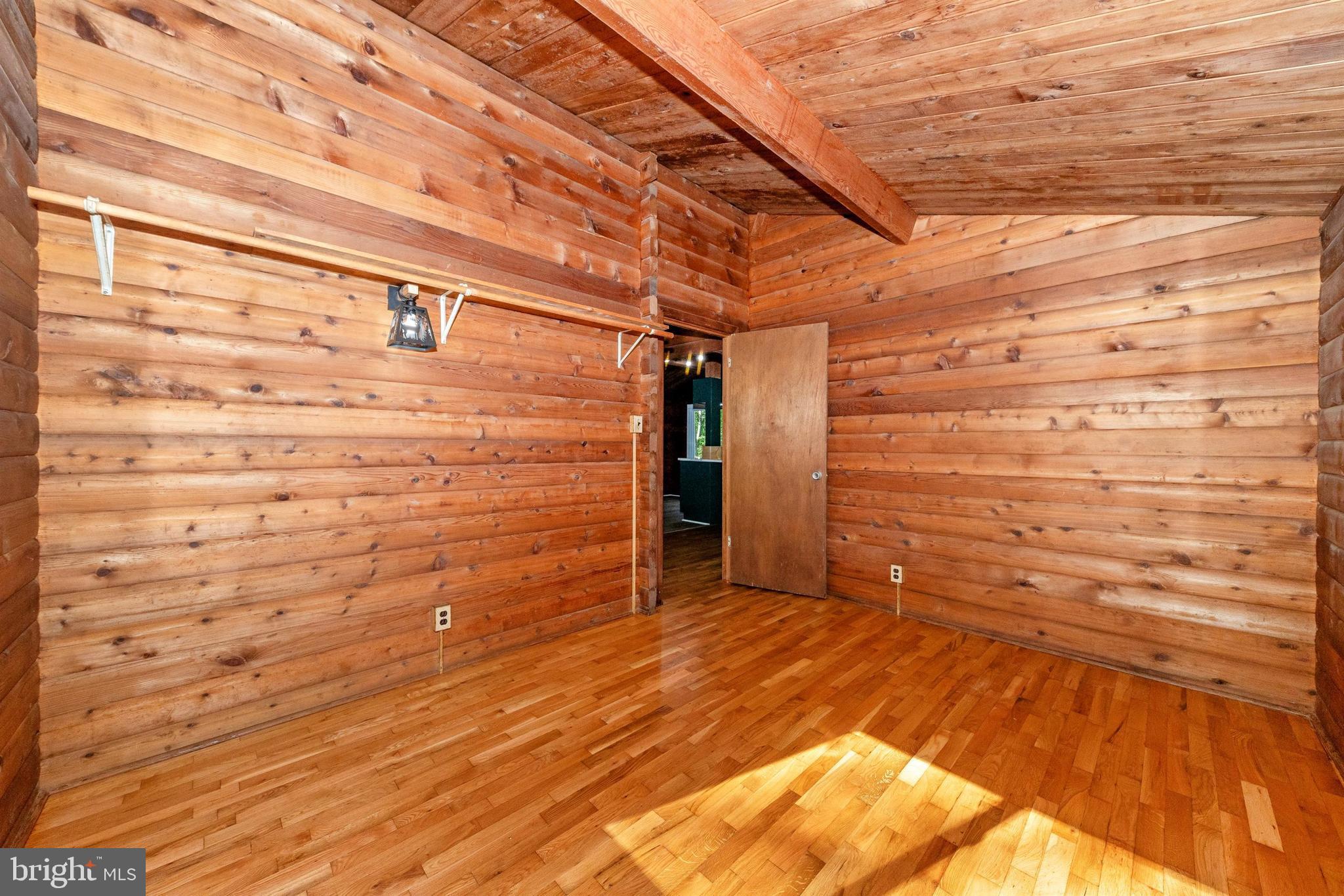 SHANNONDALE - Residential Lease