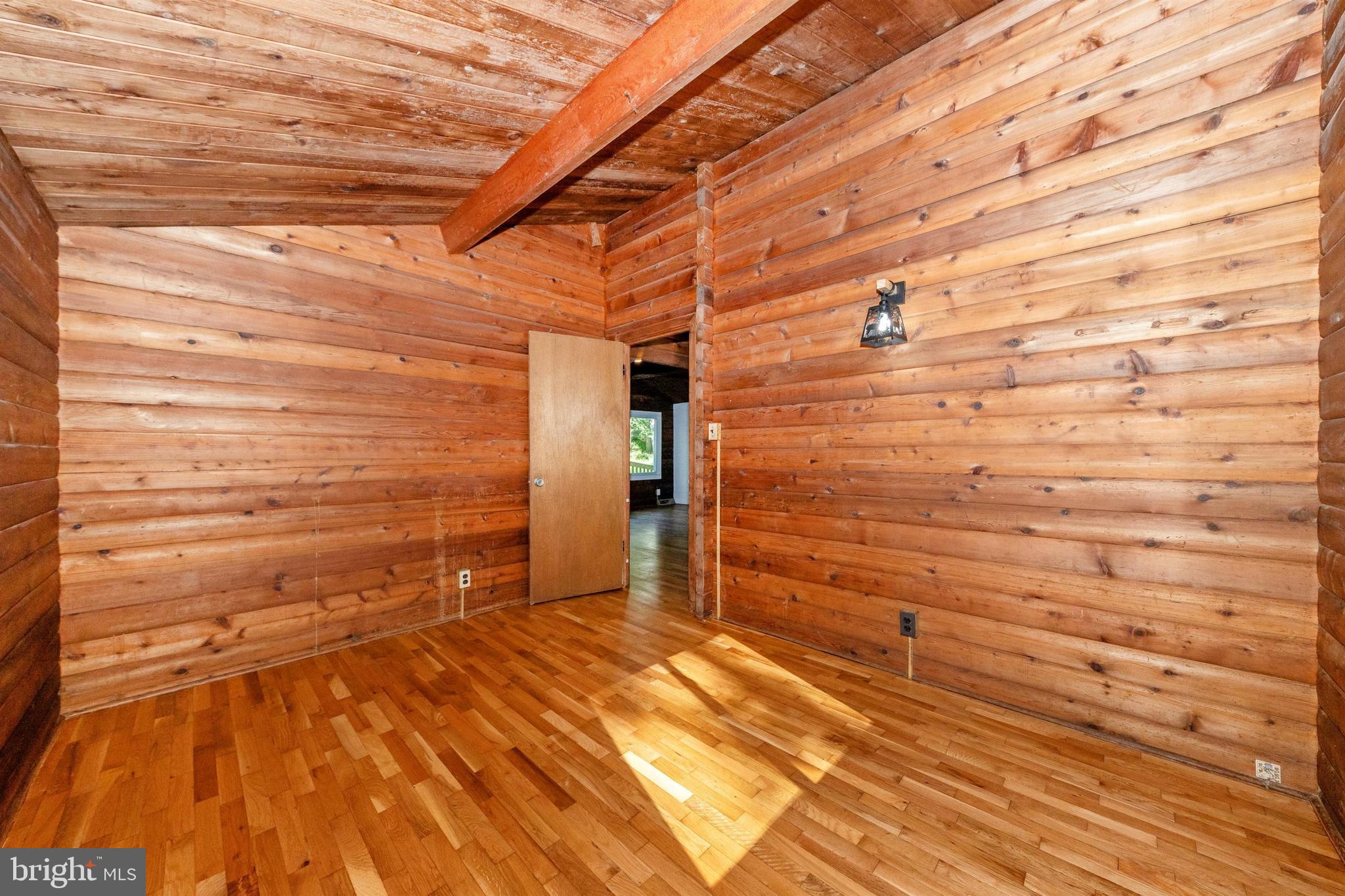 SHANNONDALE - Residential Lease