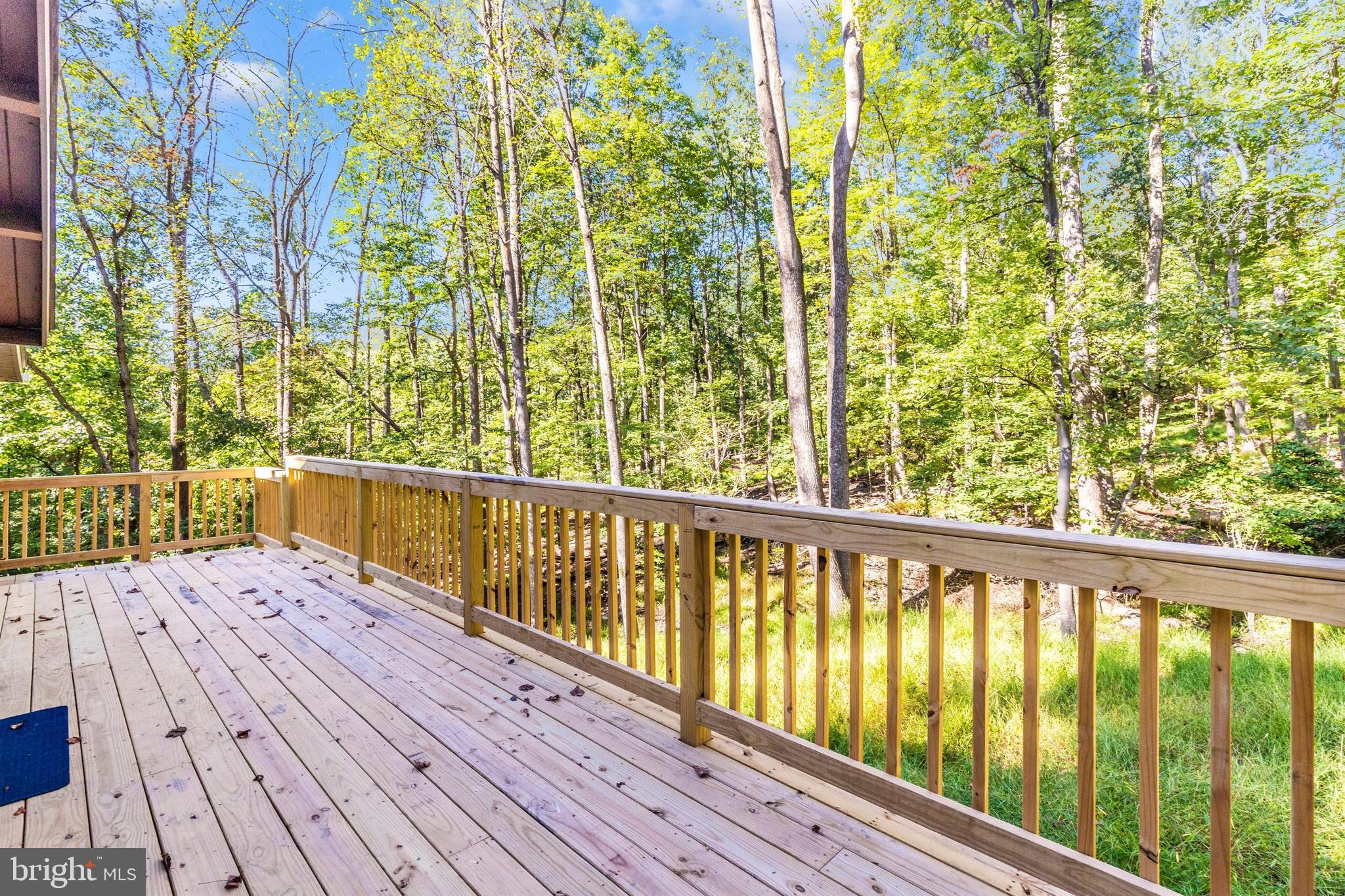 SHANNONDALE - Residential Lease