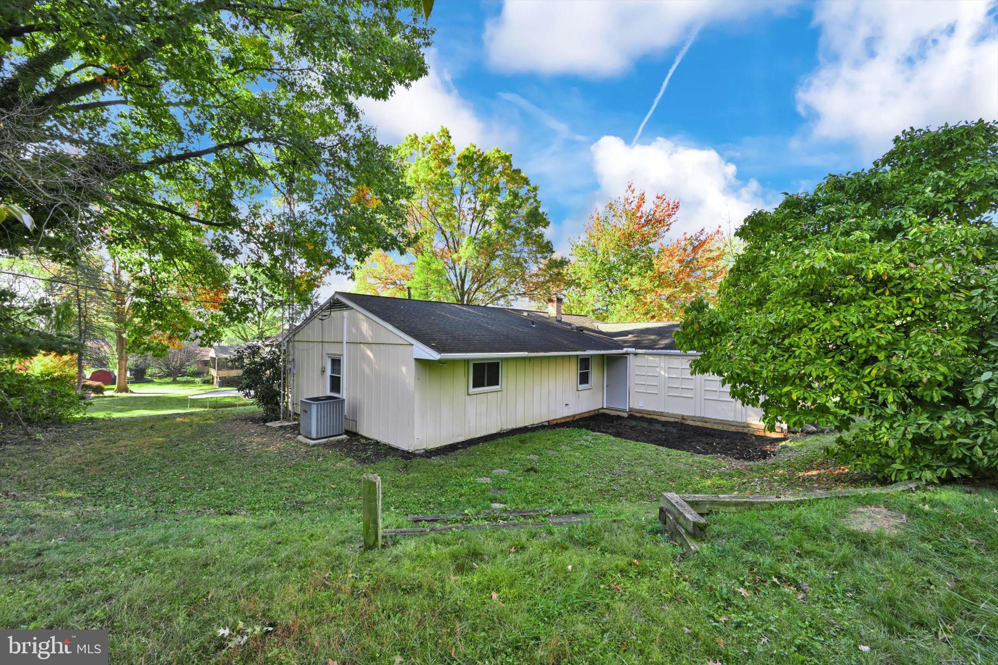 FOREST HILLS - Residential