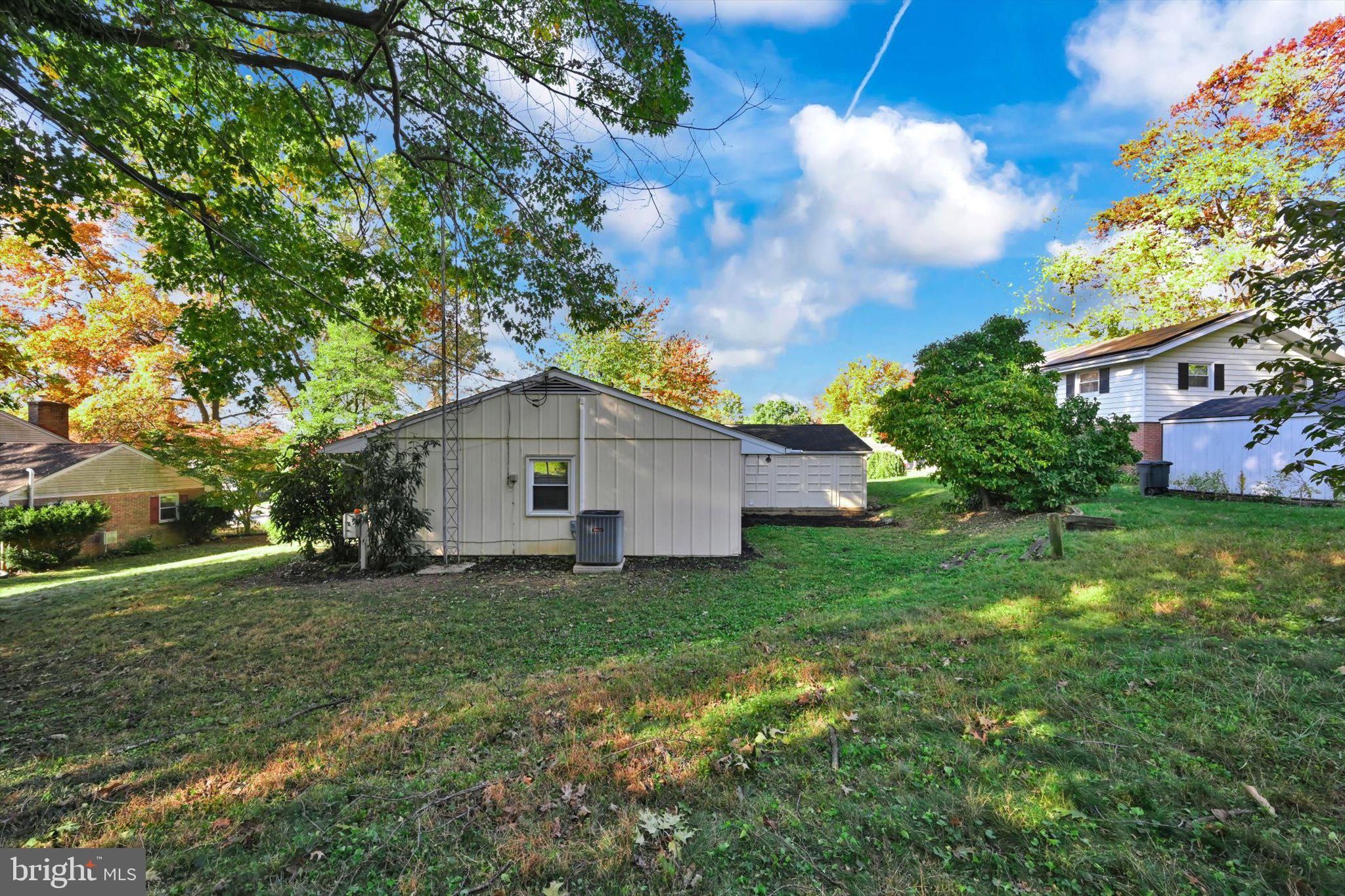 FOREST HILLS - Residential