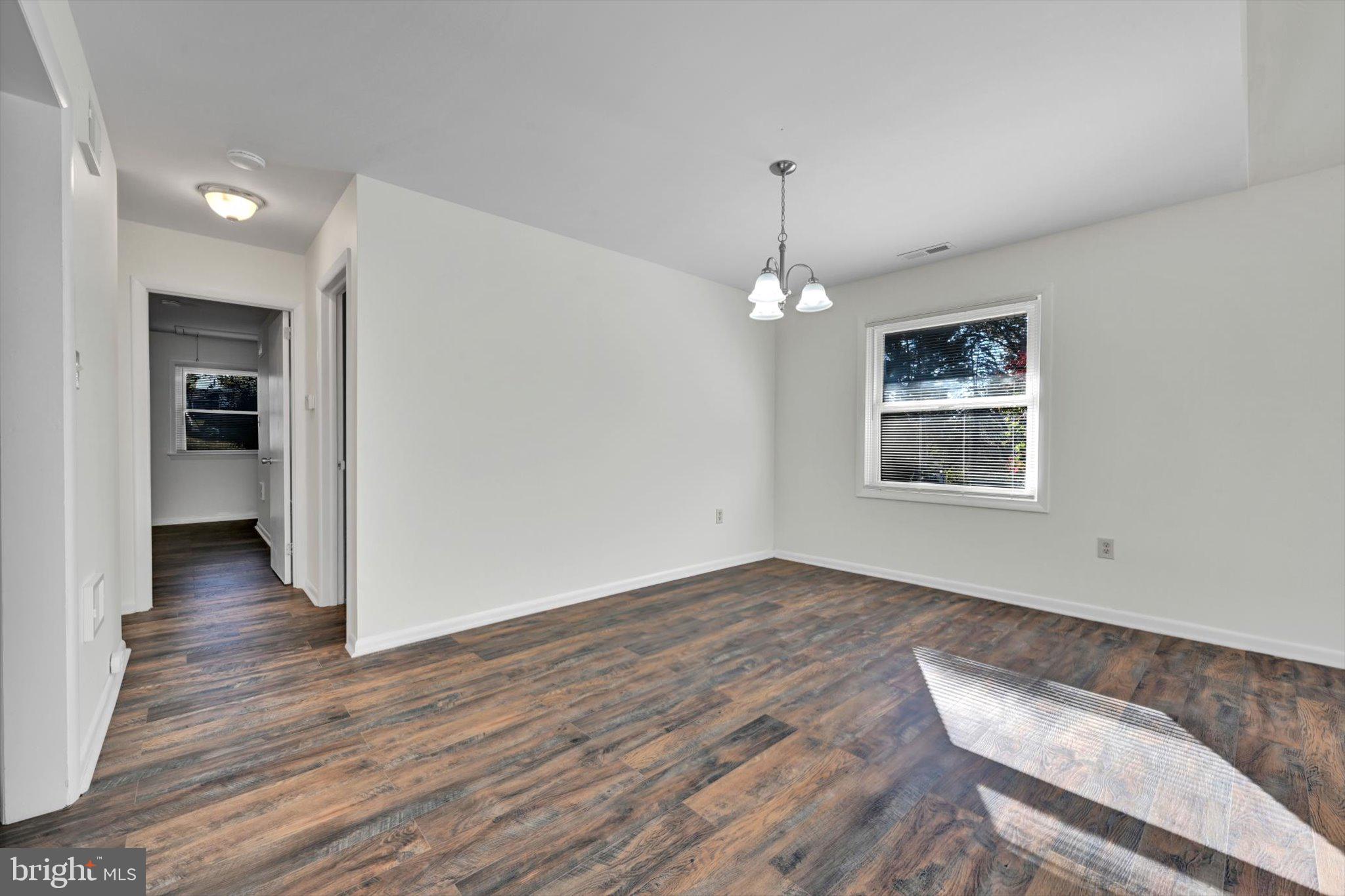 FOREST HILLS - Residential