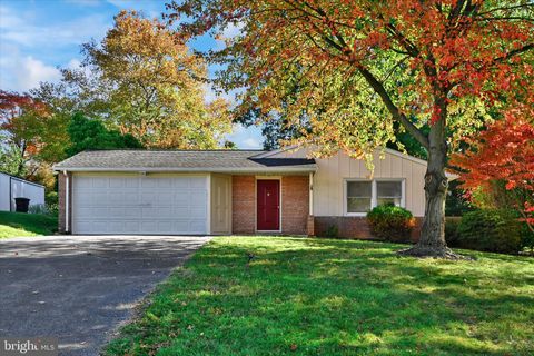 Photo of 47 Holly Drive, Leola, PA 17540 (MLS # PALA2058158)