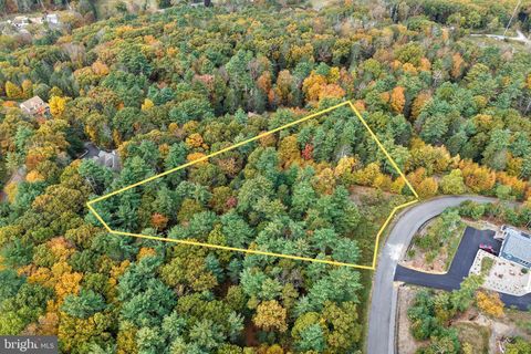 00 MINISINK COURT MILFORD PA 18337