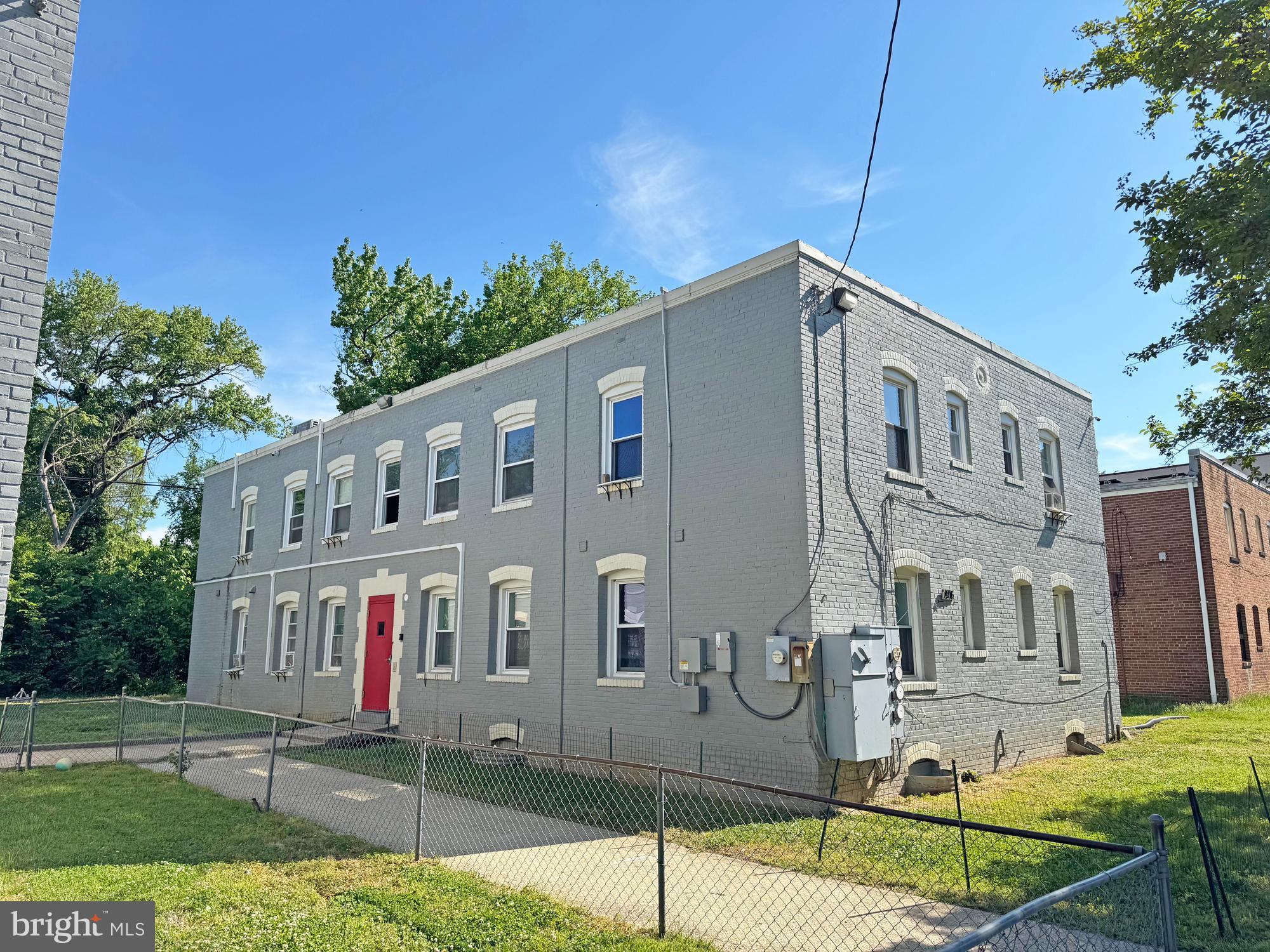 4912 NASH STREET NE