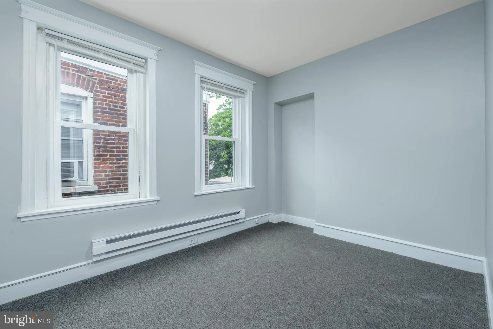 Chester, Pennsylvania 19013, United States, 4 Bedrooms Bedrooms, ,2 BathroomsBathrooms,Residential,Active,188296