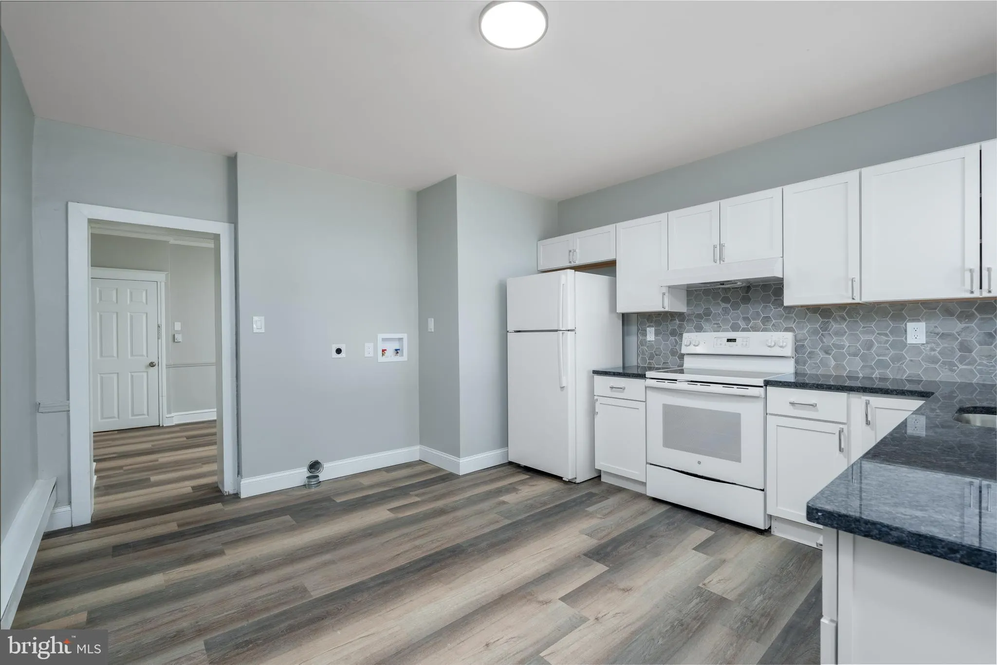 Chester, Pennsylvania 19013, United States, 4 Bedrooms Bedrooms, ,2 BathroomsBathrooms,Residential,Active,188296