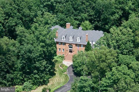 Homes For Sale - 501 Seneca Green Way<br/> GREAT FALLS, VA 22066
