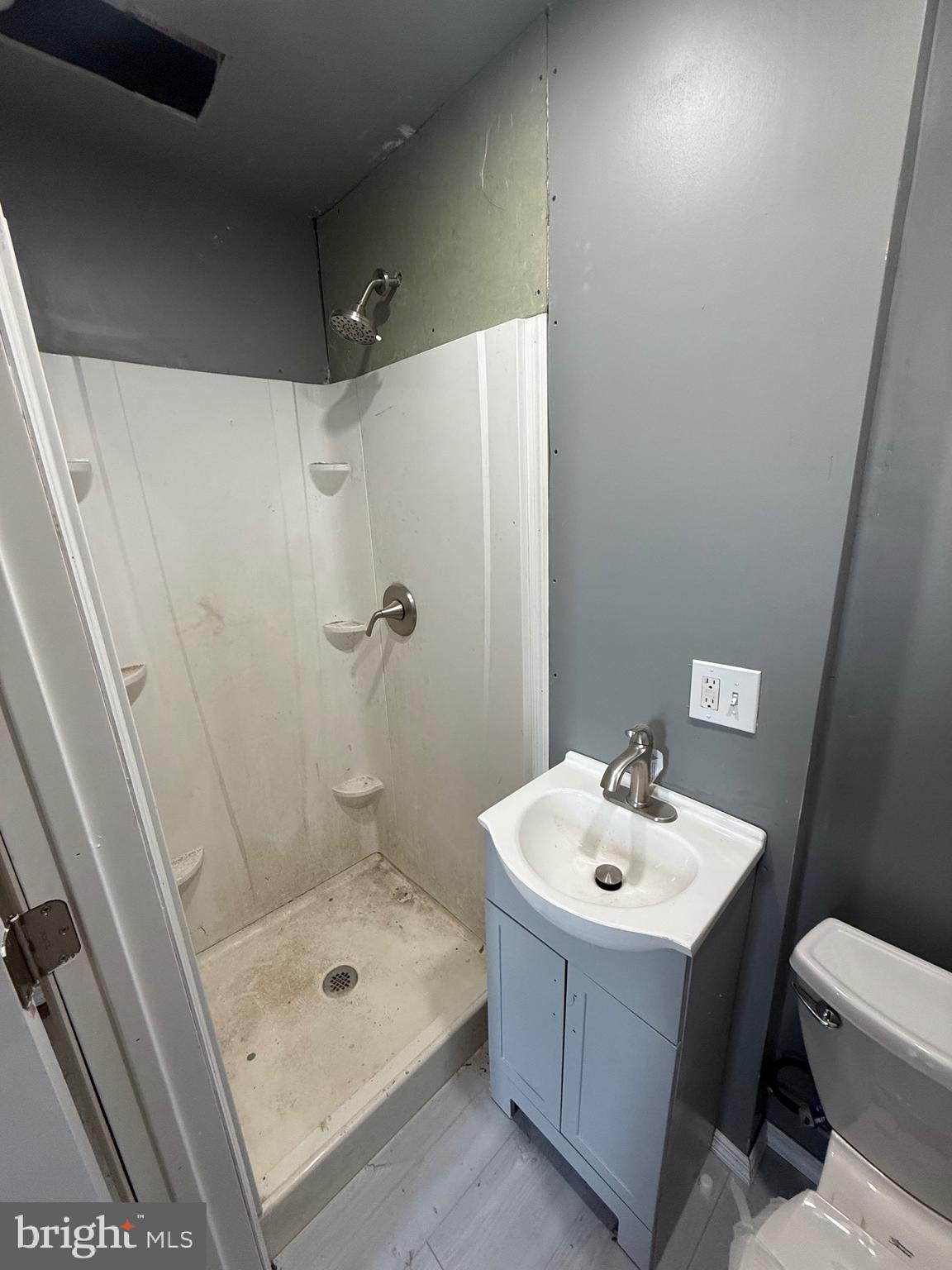 FOUNTAIN SPRINGS - Residential